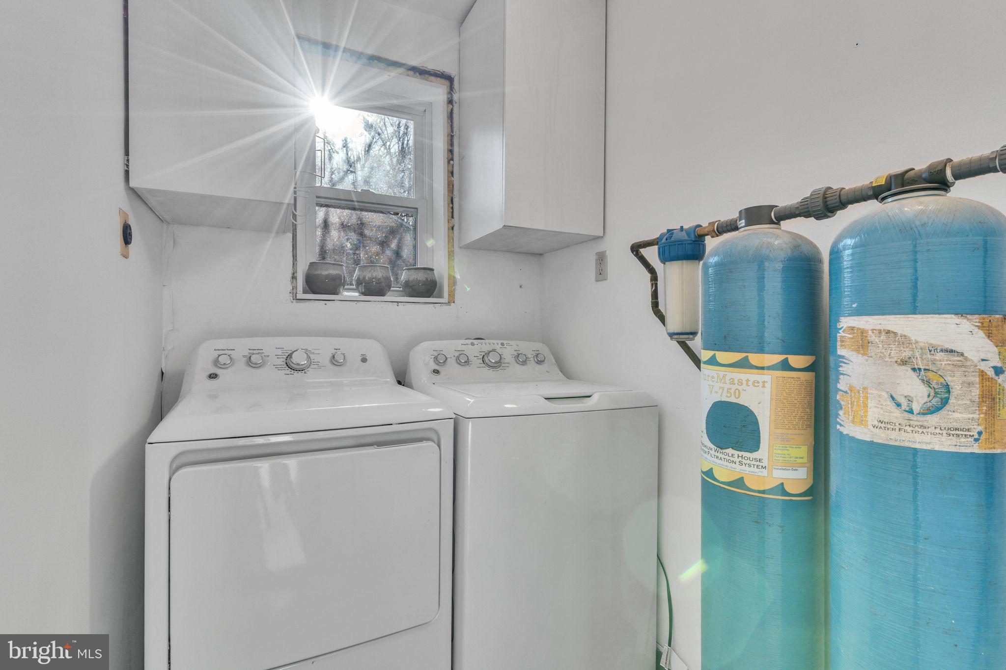 LOUIS L LEE - Residential Lease