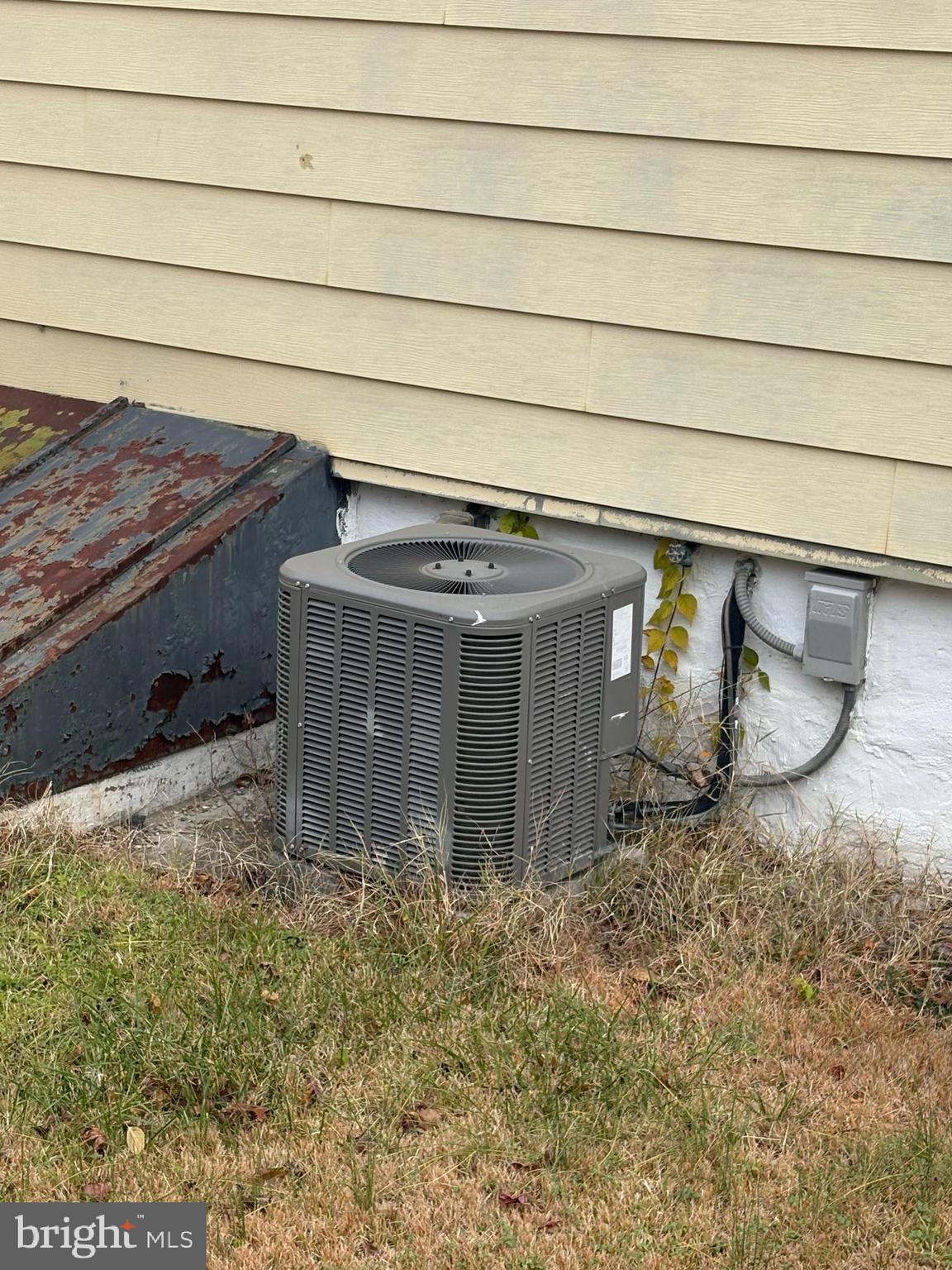 LESTER - Residential