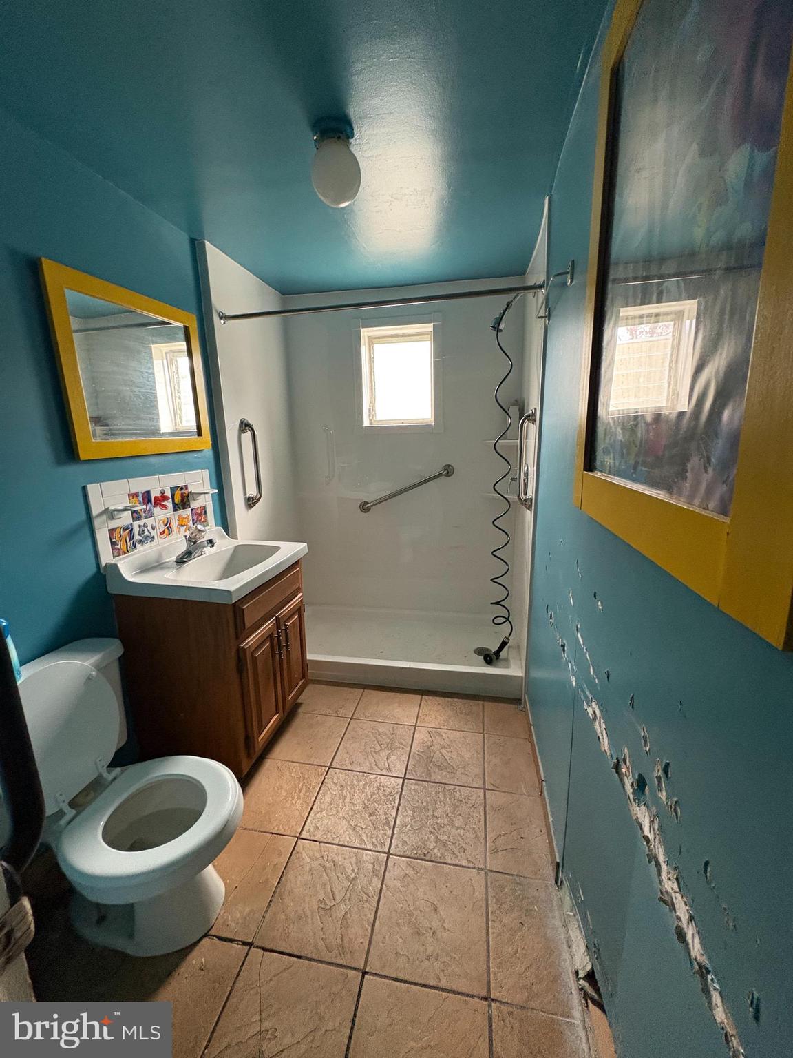 LESTER - Residential