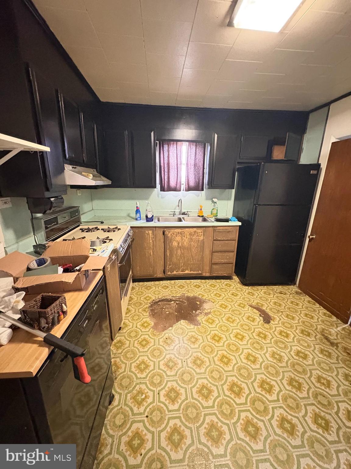 LESTER - Residential