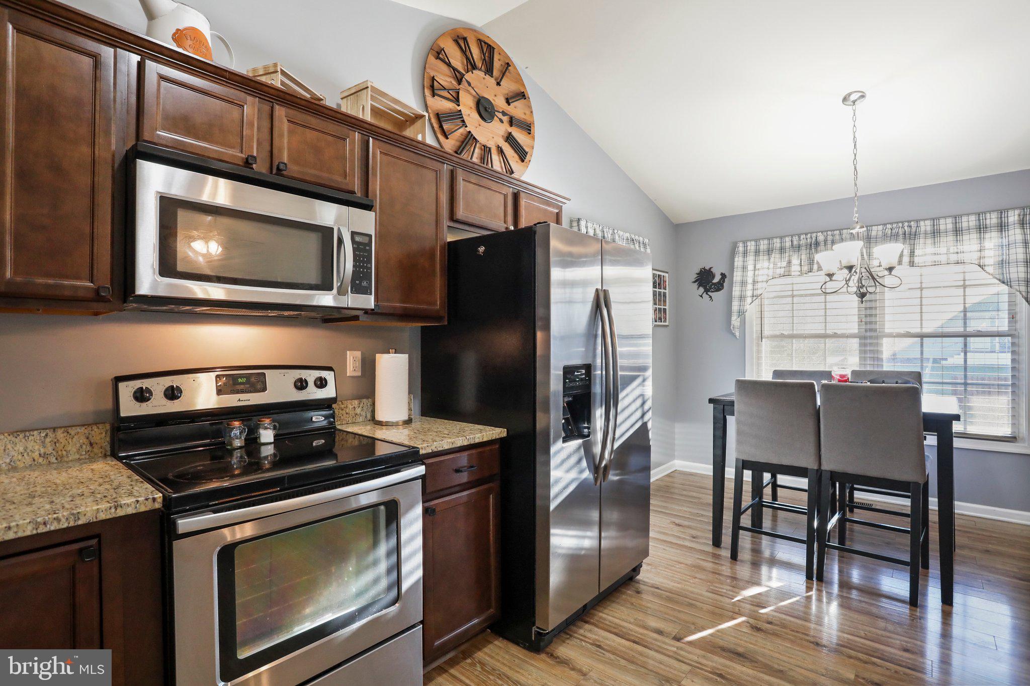 RED HILL - Residential