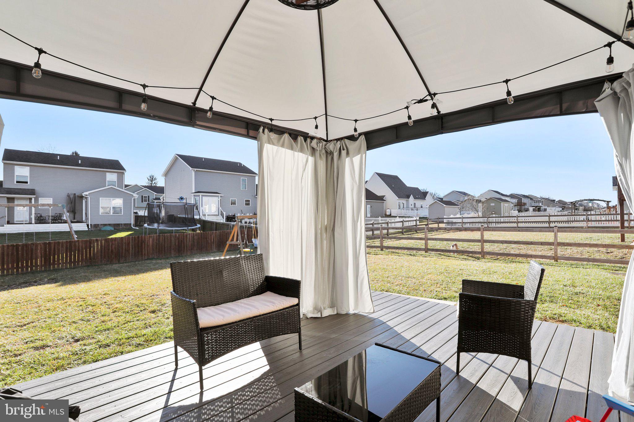 RED HILL - Residential