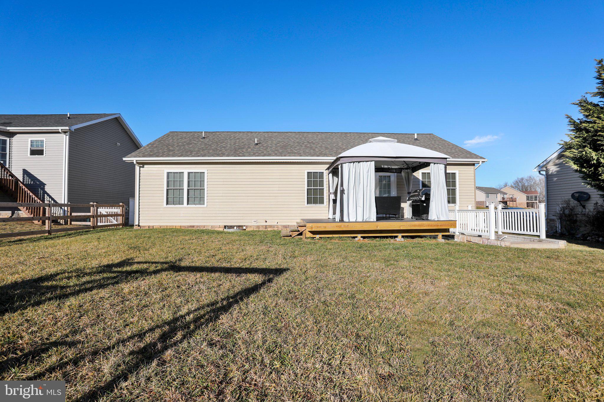 RED HILL - Residential