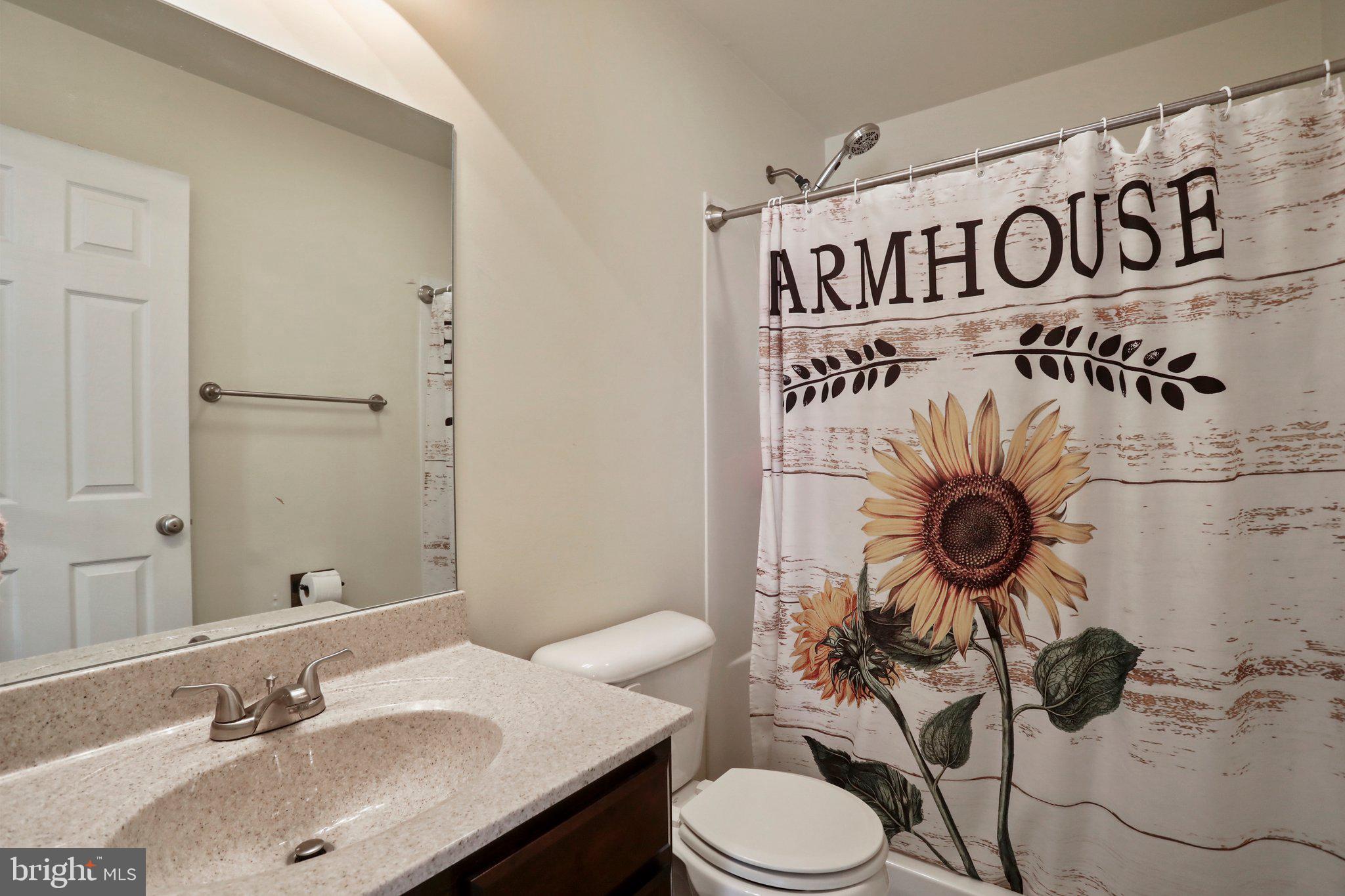 RED HILL - Residential