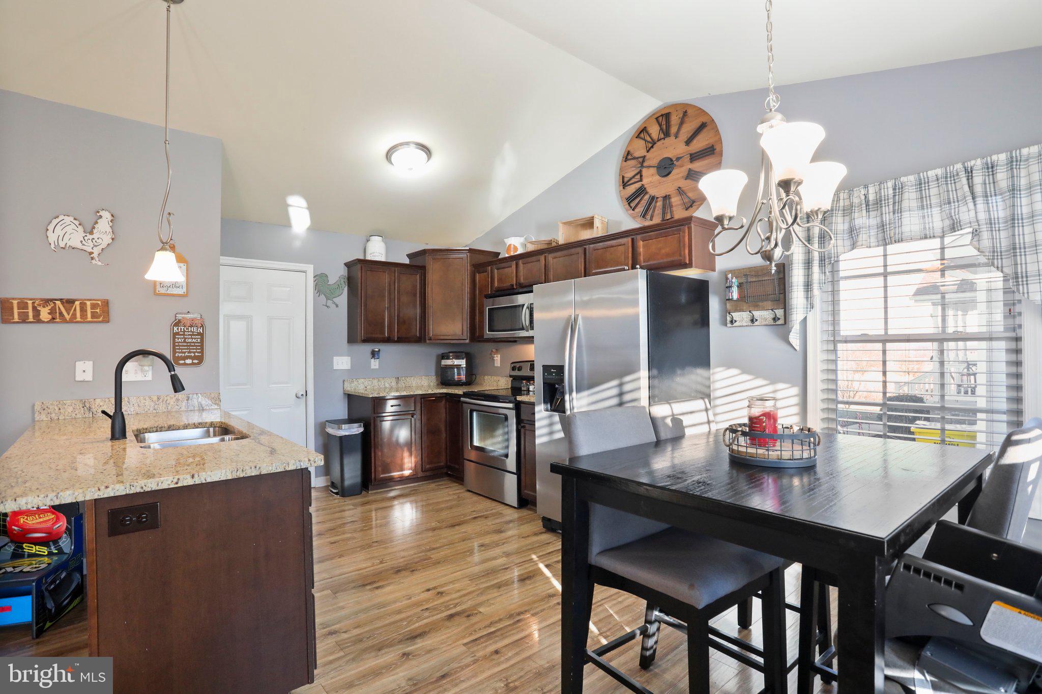 RED HILL - Residential