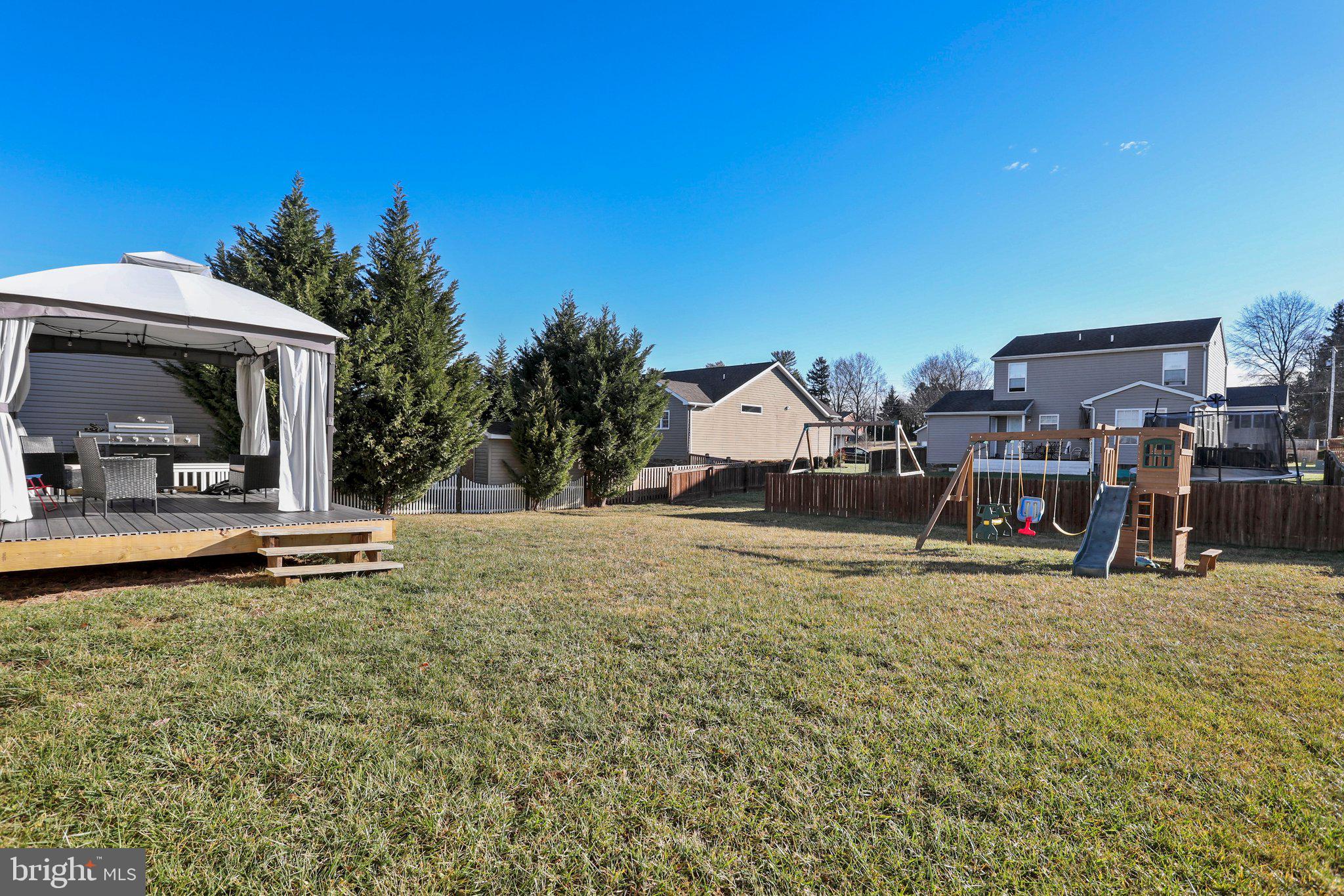 RED HILL - Residential