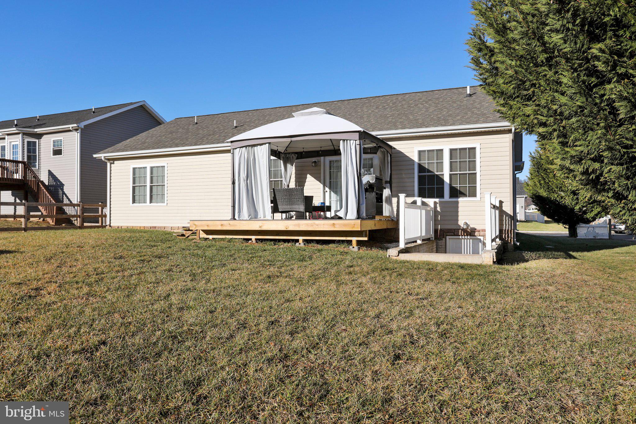 RED HILL - Residential