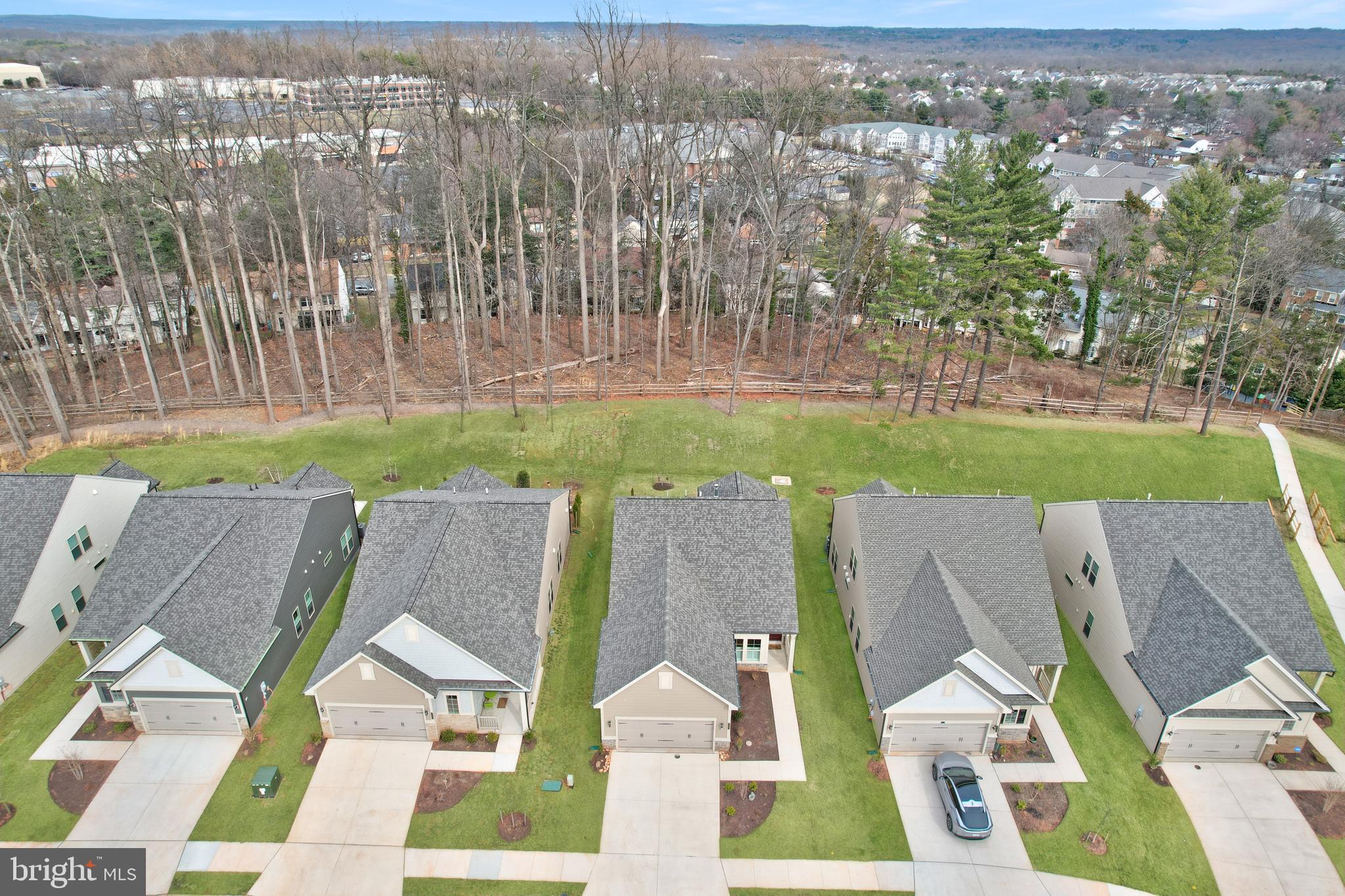 MONTEBELLO - Residential