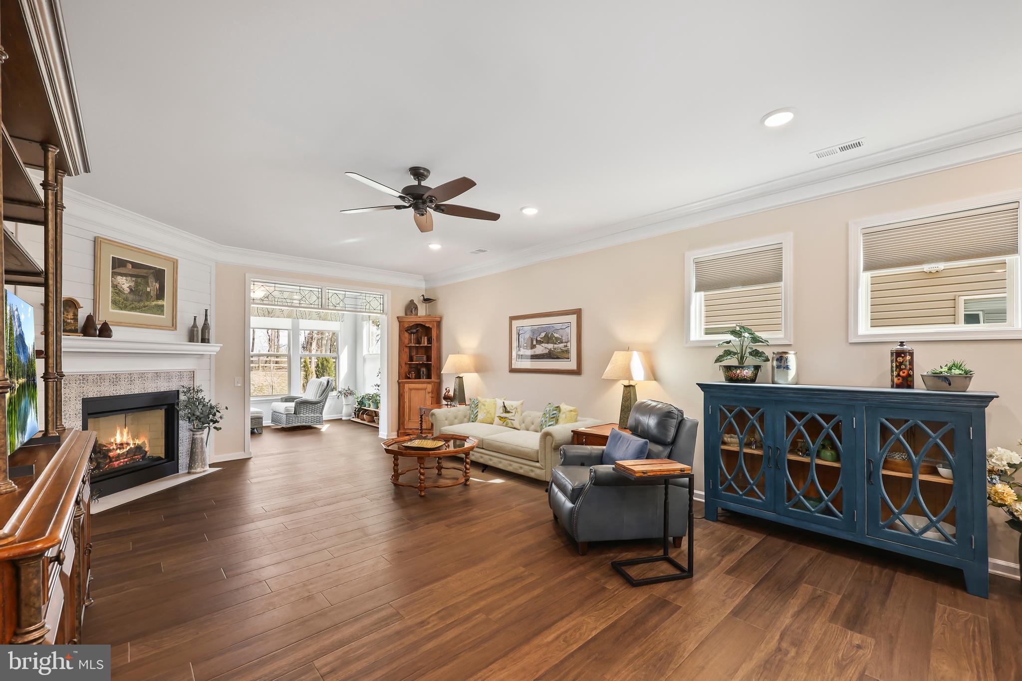 MONTEBELLO - Residential