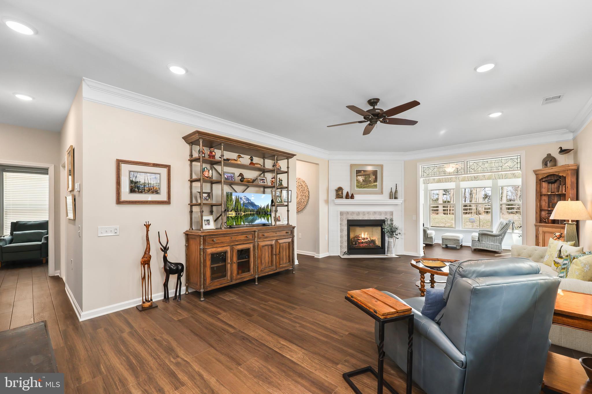 MONTEBELLO - Residential