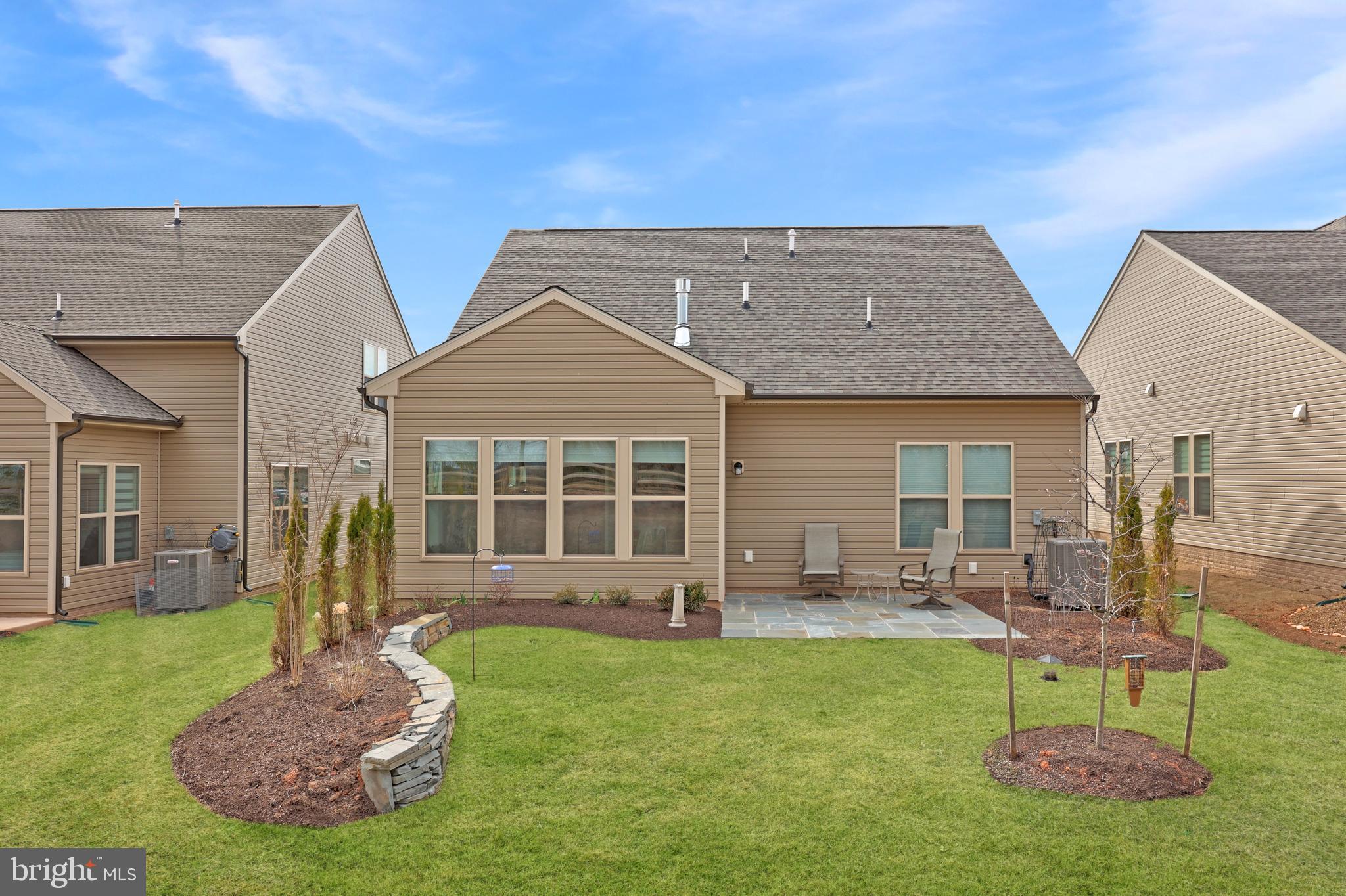 MONTEBELLO - Residential