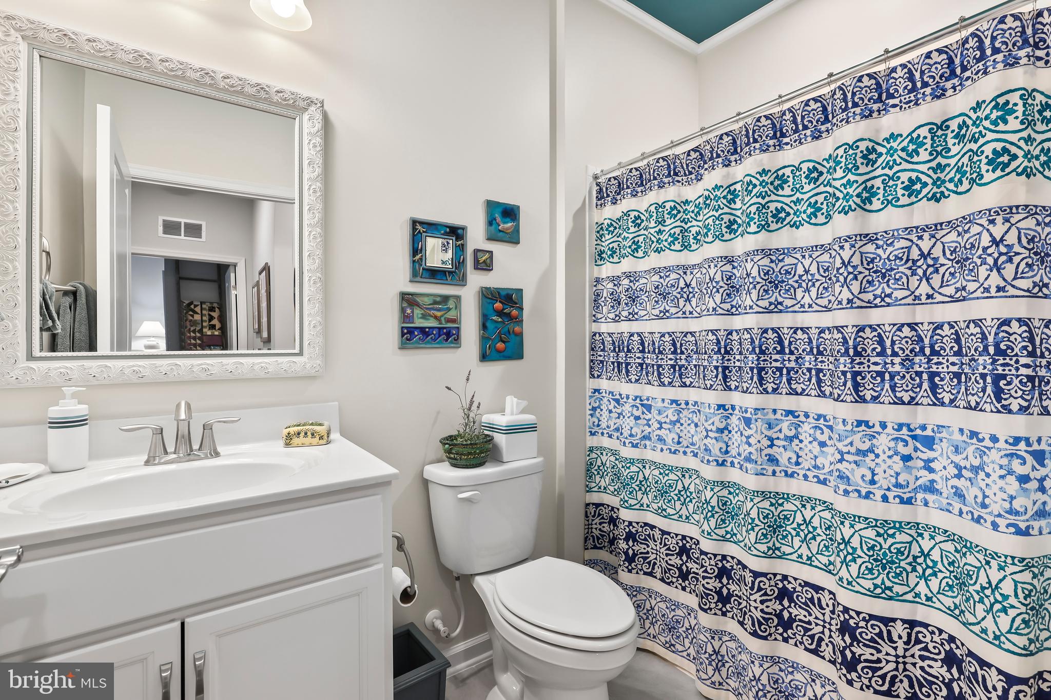 MONTEBELLO - Residential