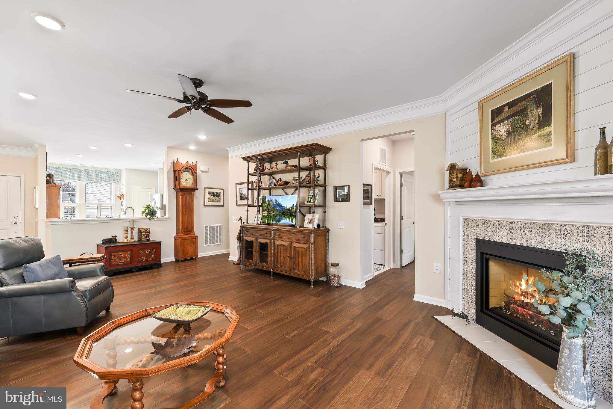 MONTEBELLO - Residential