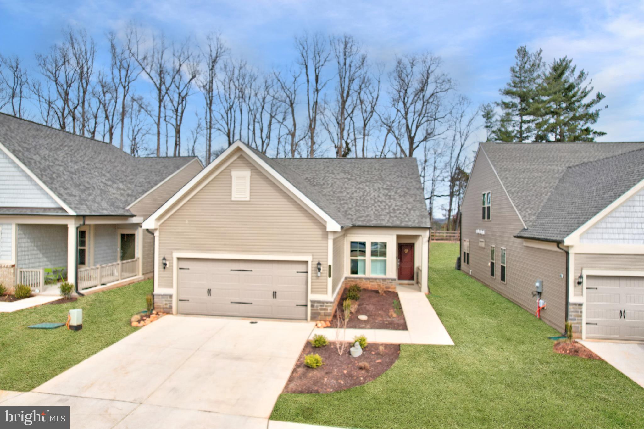 MONTEBELLO - Residential