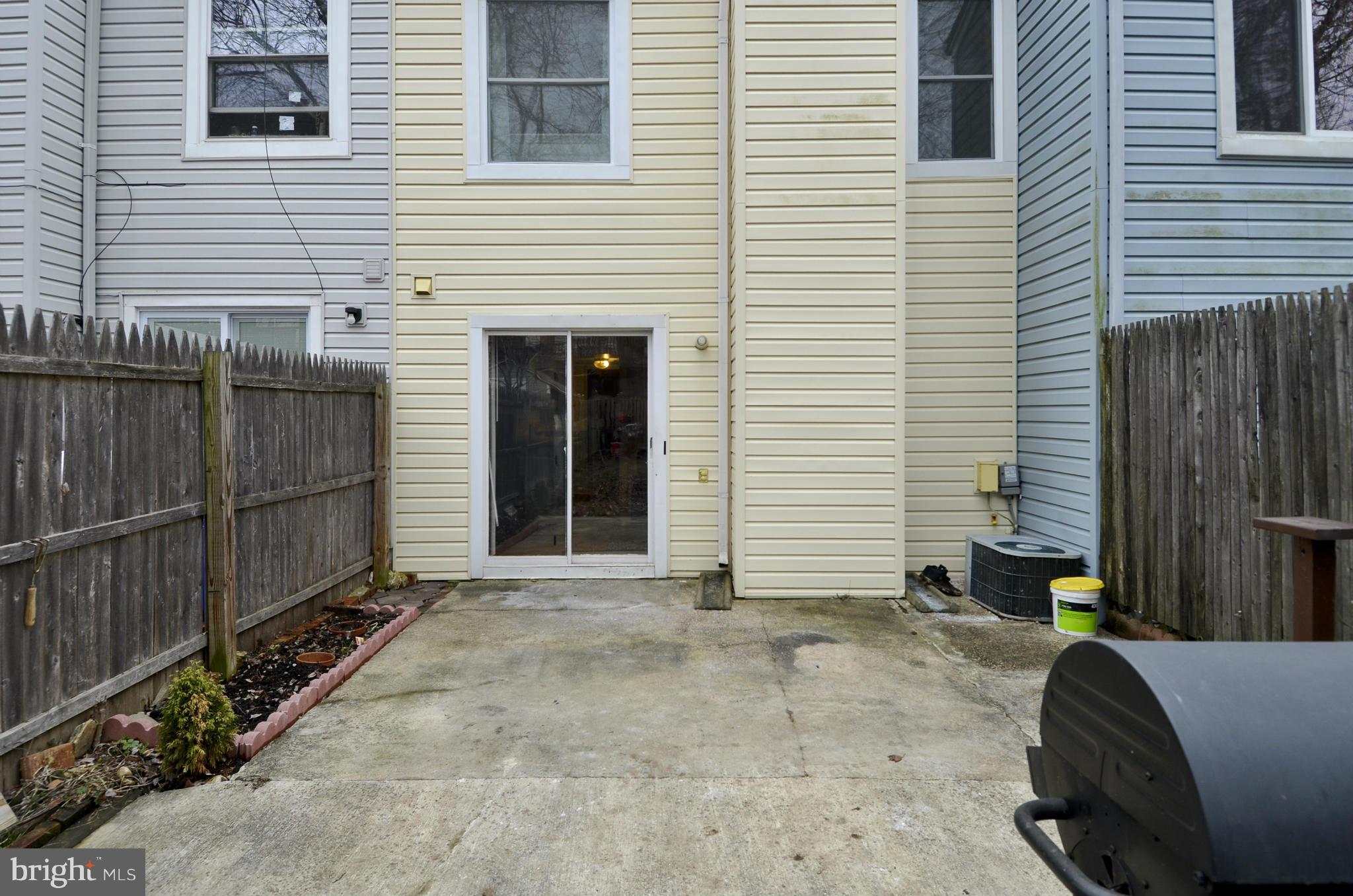 MINERAL SPRINGS VILL TH - Residential