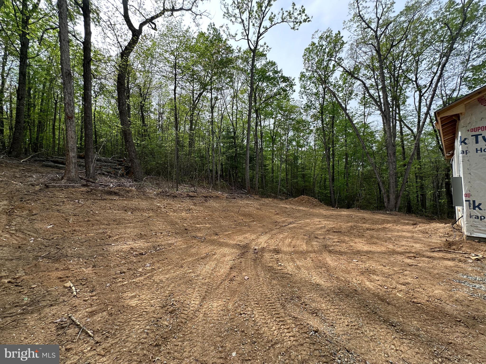 1215 ARRINGTON MOUNTAIN ROAD