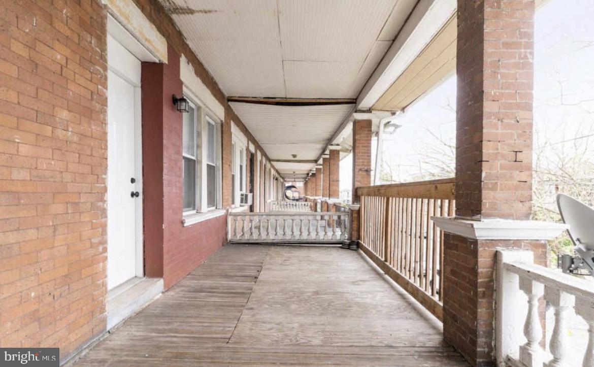COBBS CREEK - Residential Lease