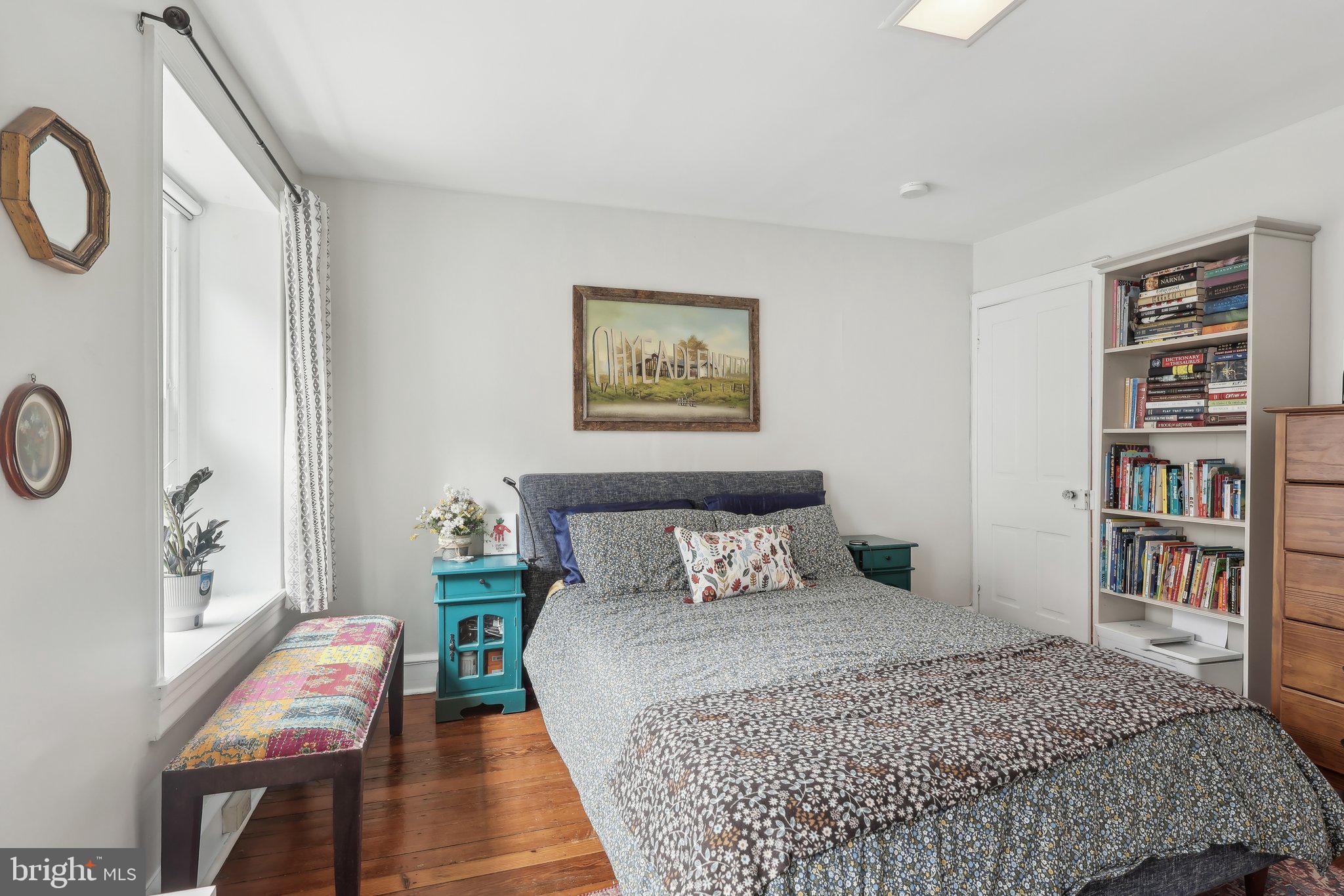 ROXBOROUGH - Residential