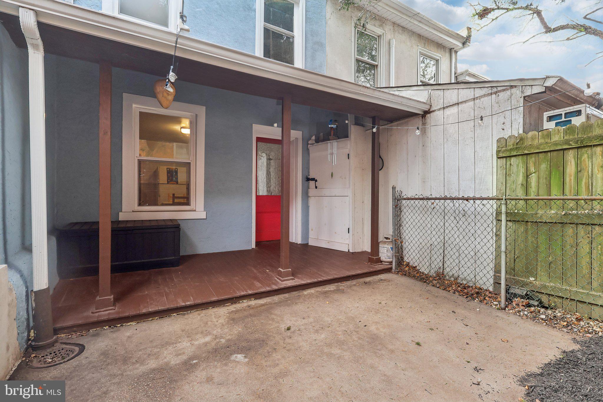 ROXBOROUGH - Residential