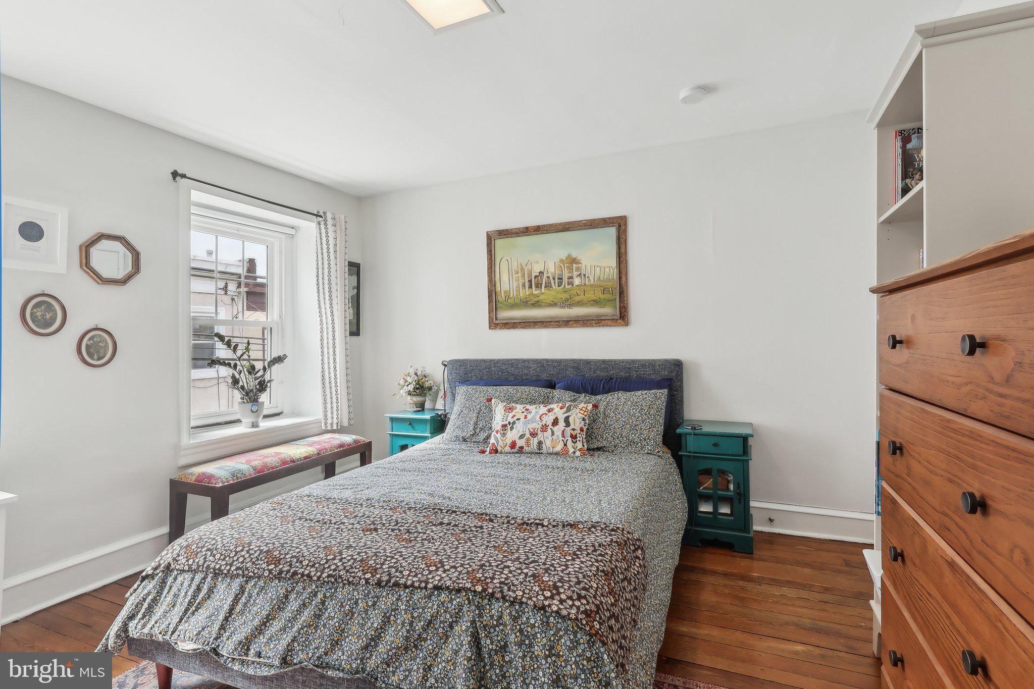 ROXBOROUGH - Residential