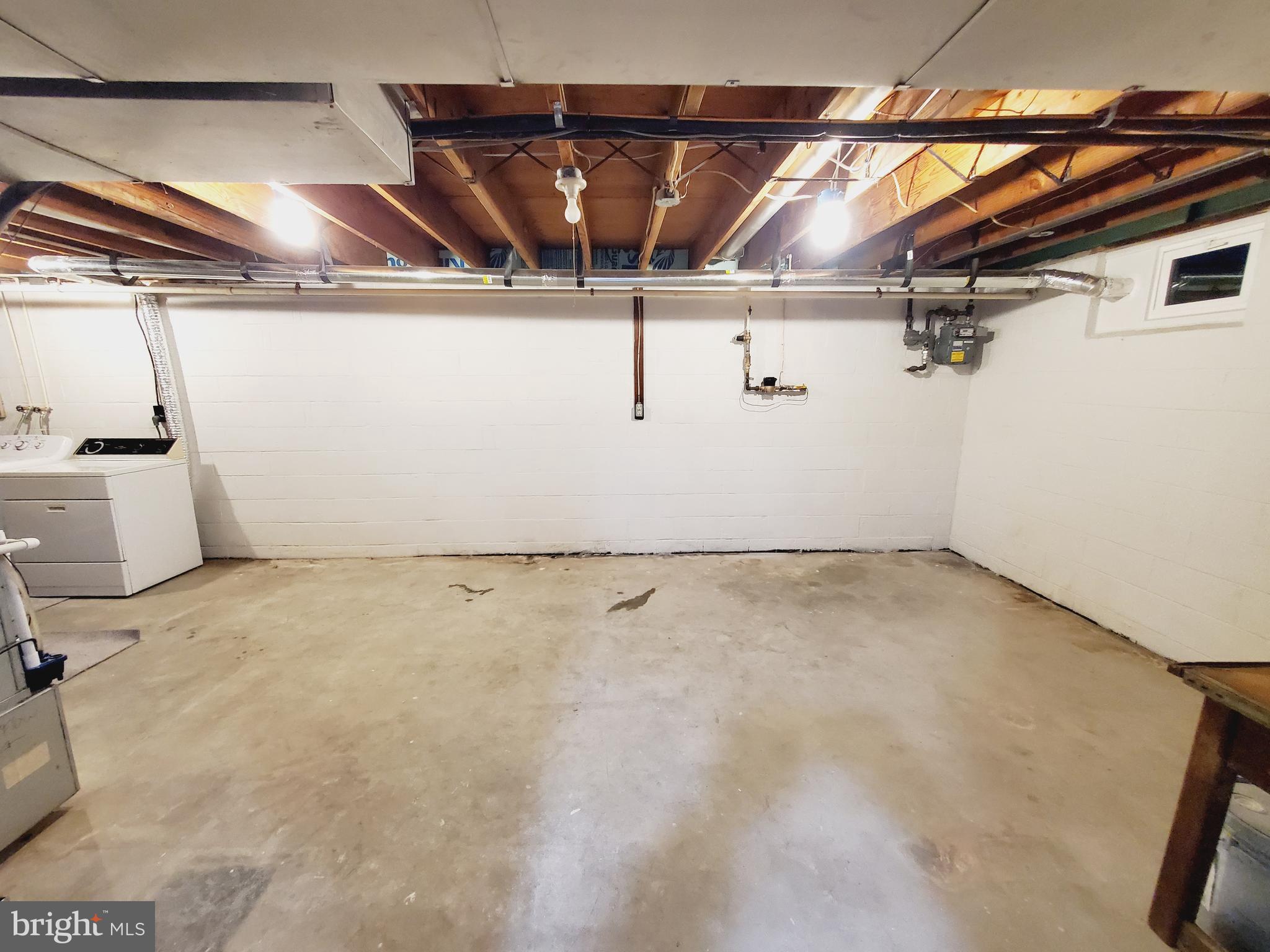 WAKEFIELD MEADOWS - Residential