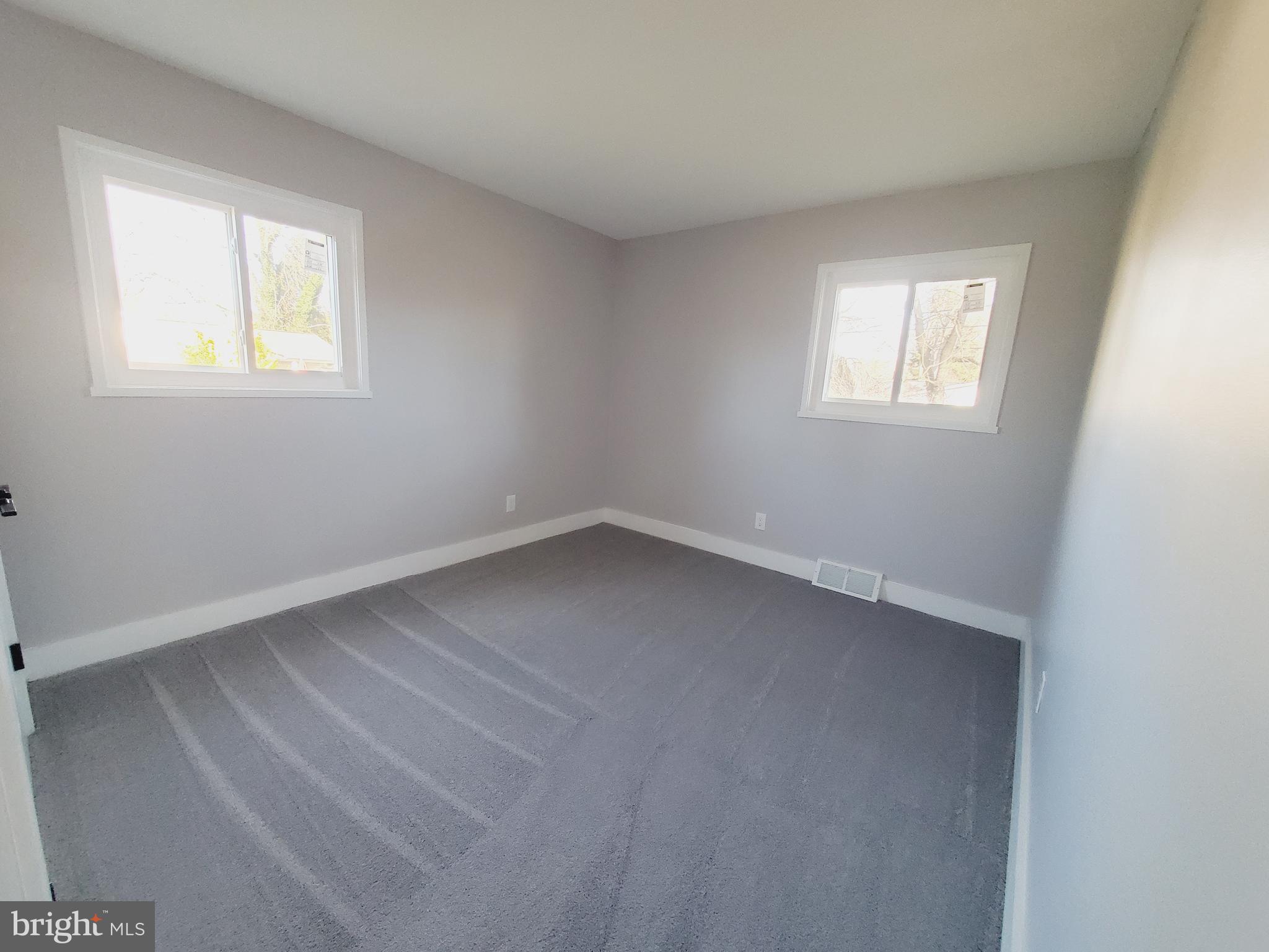 WAKEFIELD MEADOWS - Residential