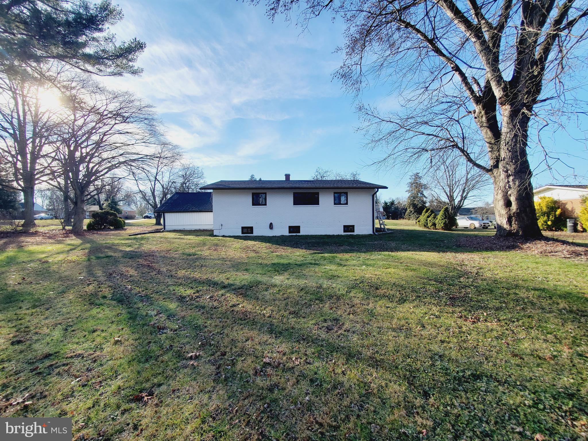 WAKEFIELD MEADOWS - Residential