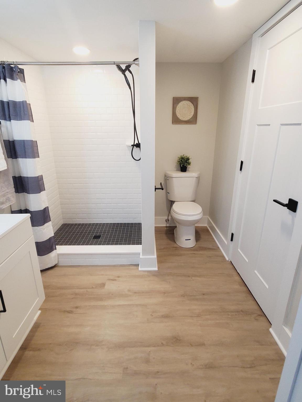 WAKEFIELD MEADOWS - Residential