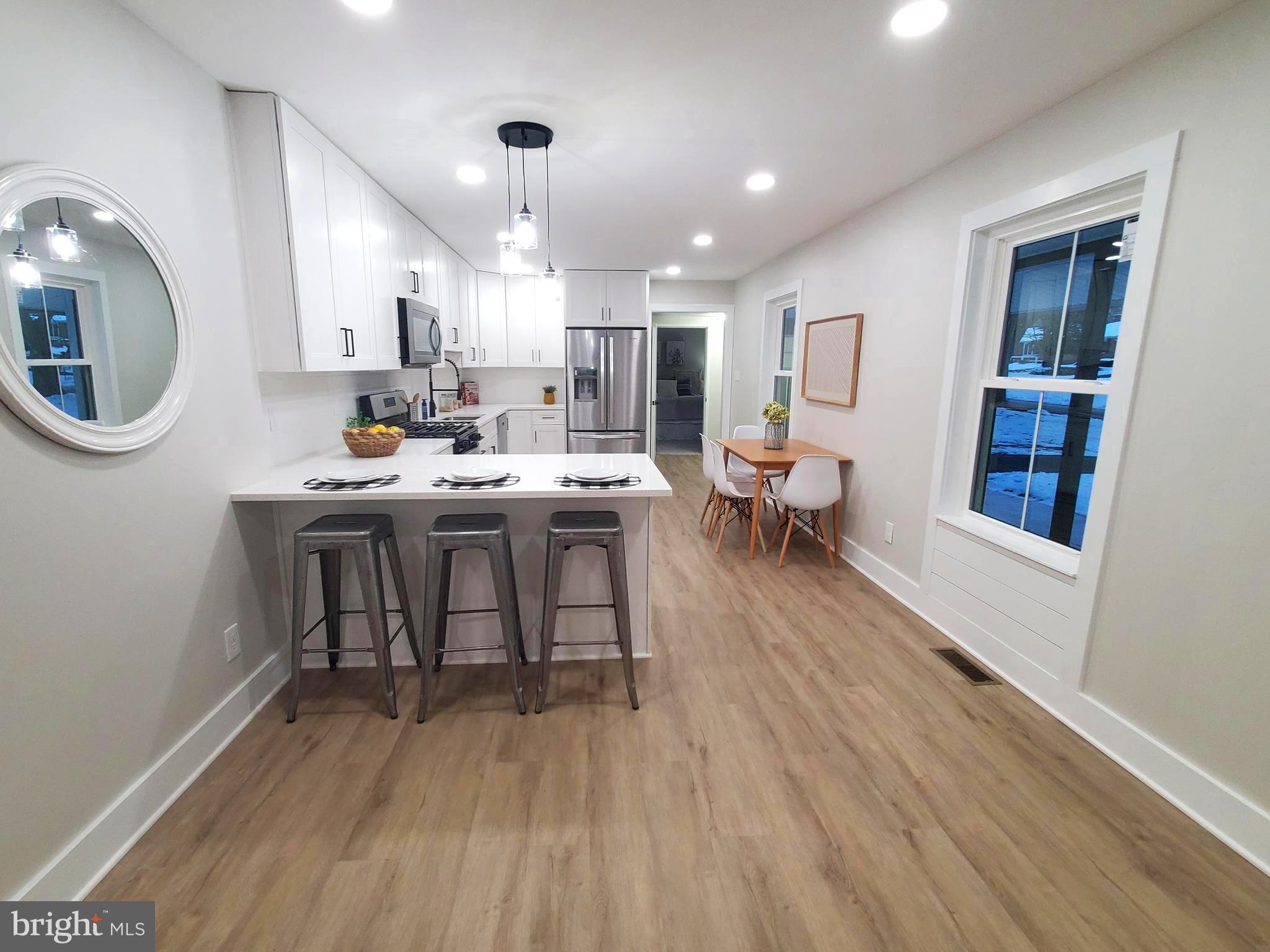 WAKEFIELD MEADOWS - Residential