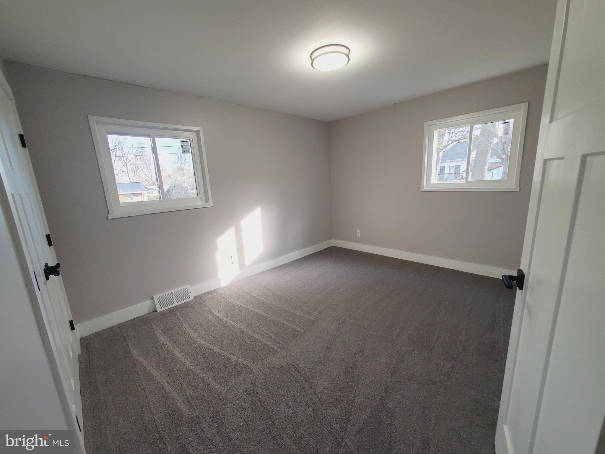 WAKEFIELD MEADOWS - Residential