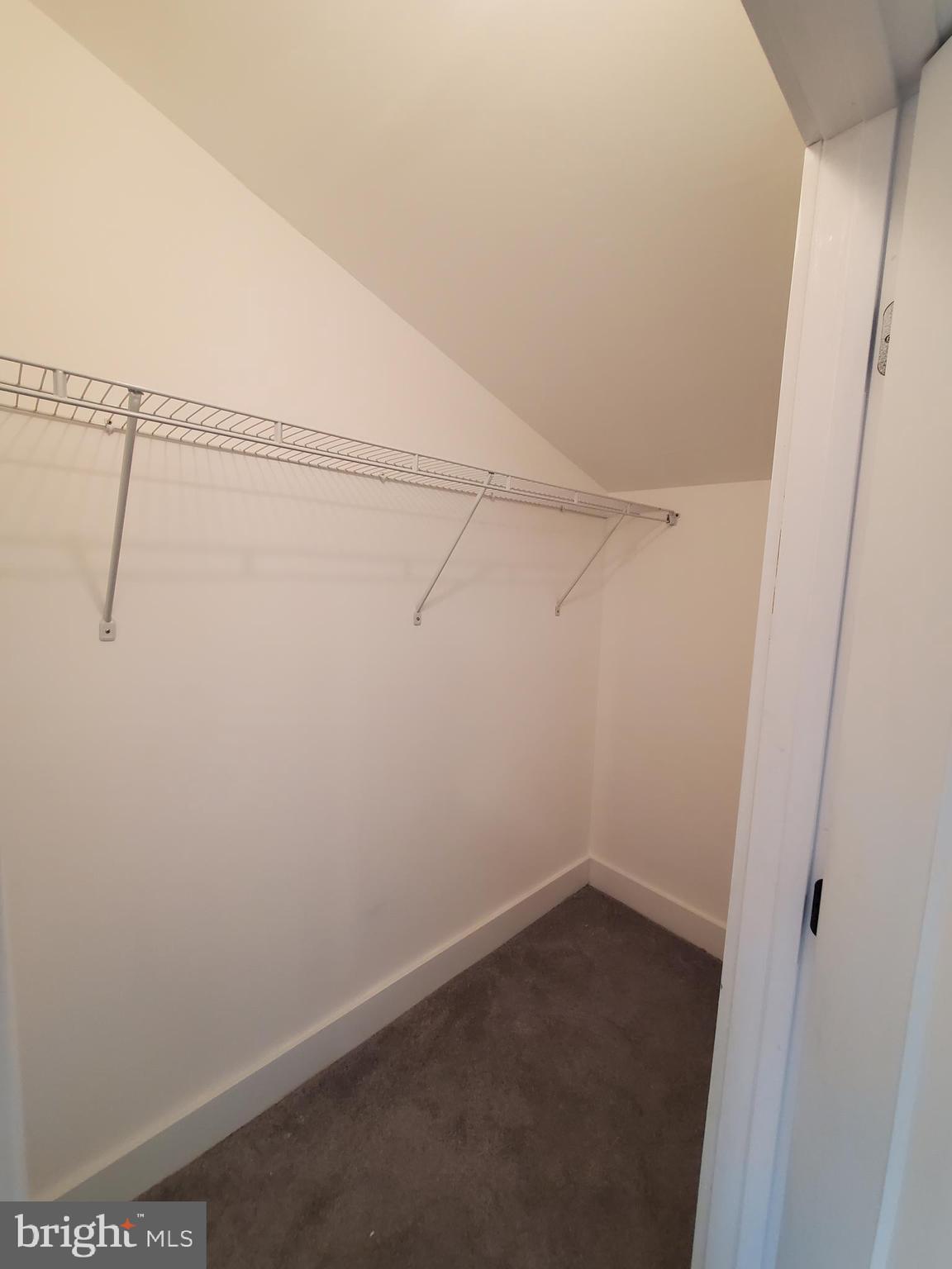 WAKEFIELD MEADOWS - Residential