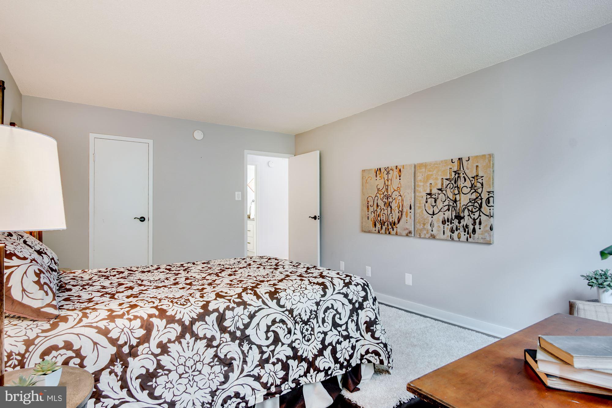 BETHESDA OUTSIDE - Residential