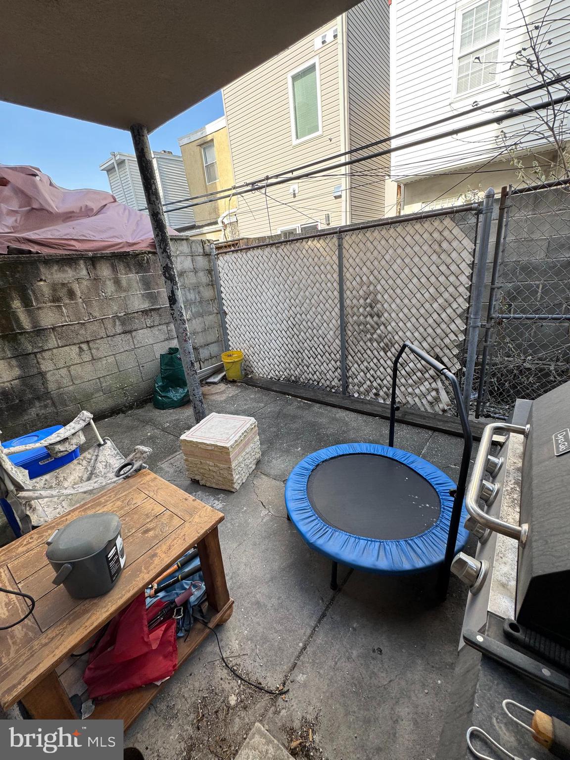 POINT BREEZE - Residential Lease