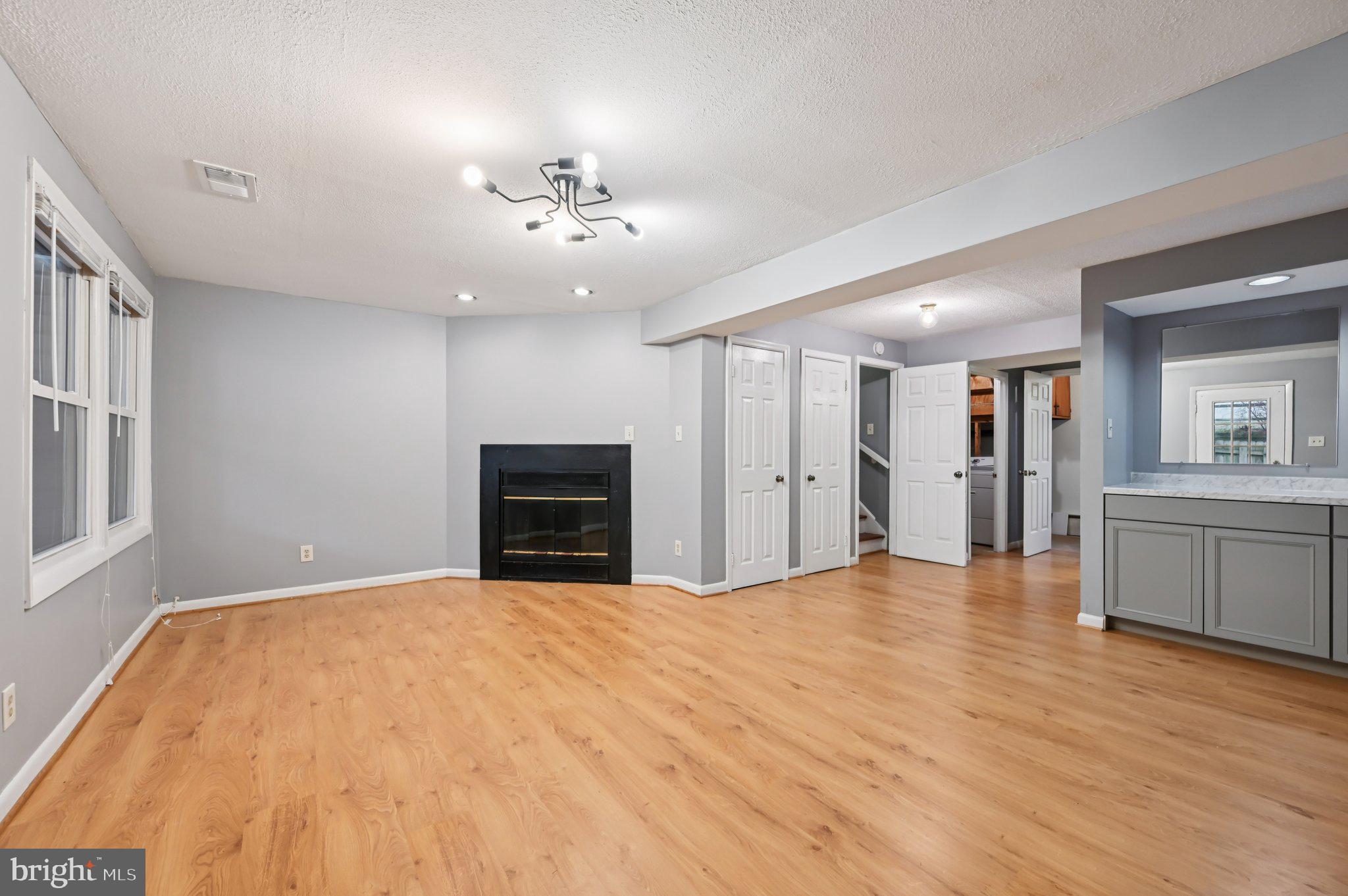 AMBERFIELD - Residential