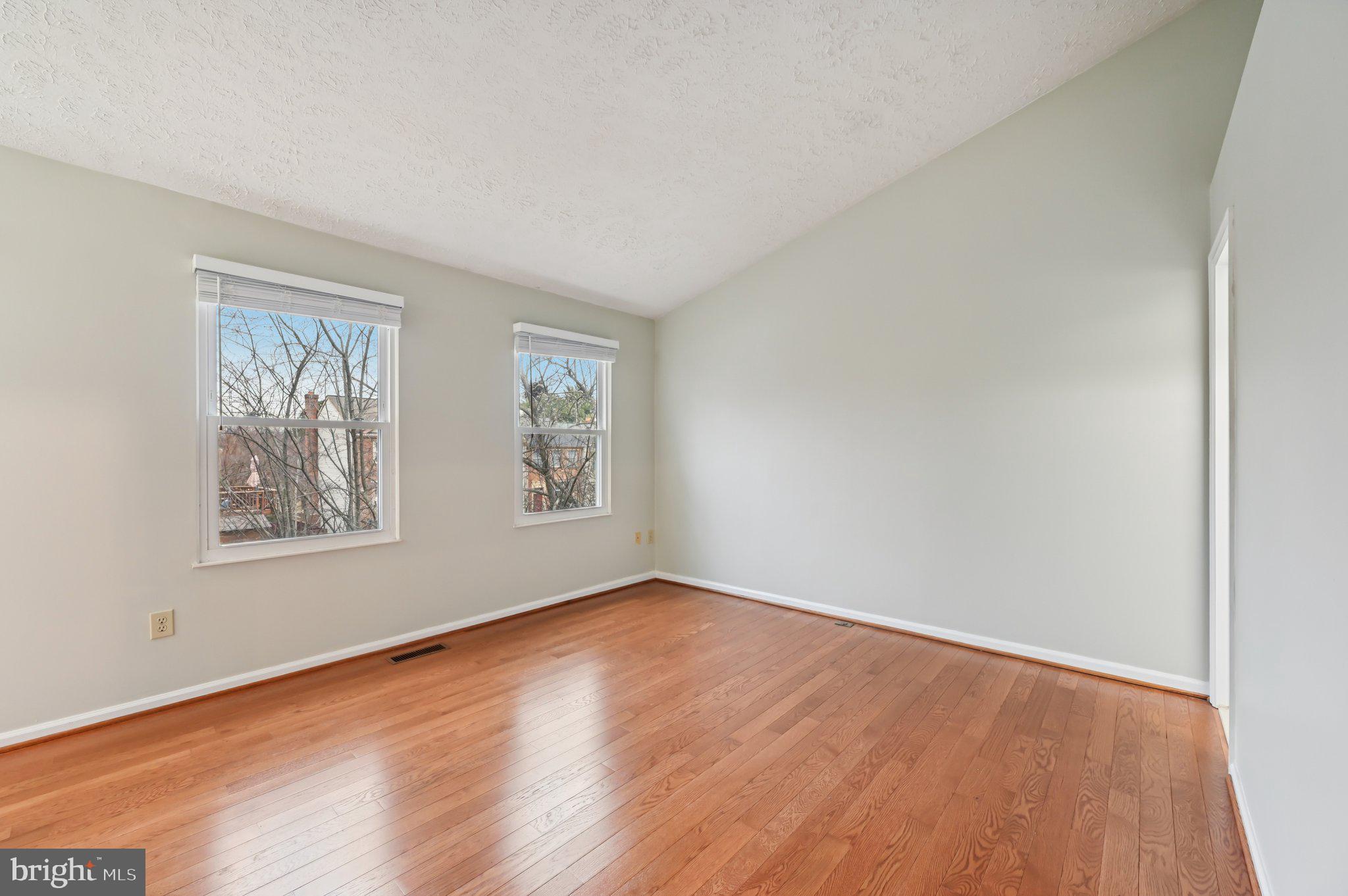 AMBERFIELD - Residential