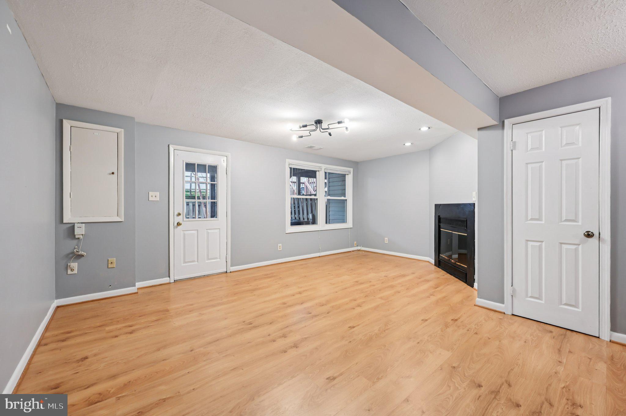 AMBERFIELD - Residential