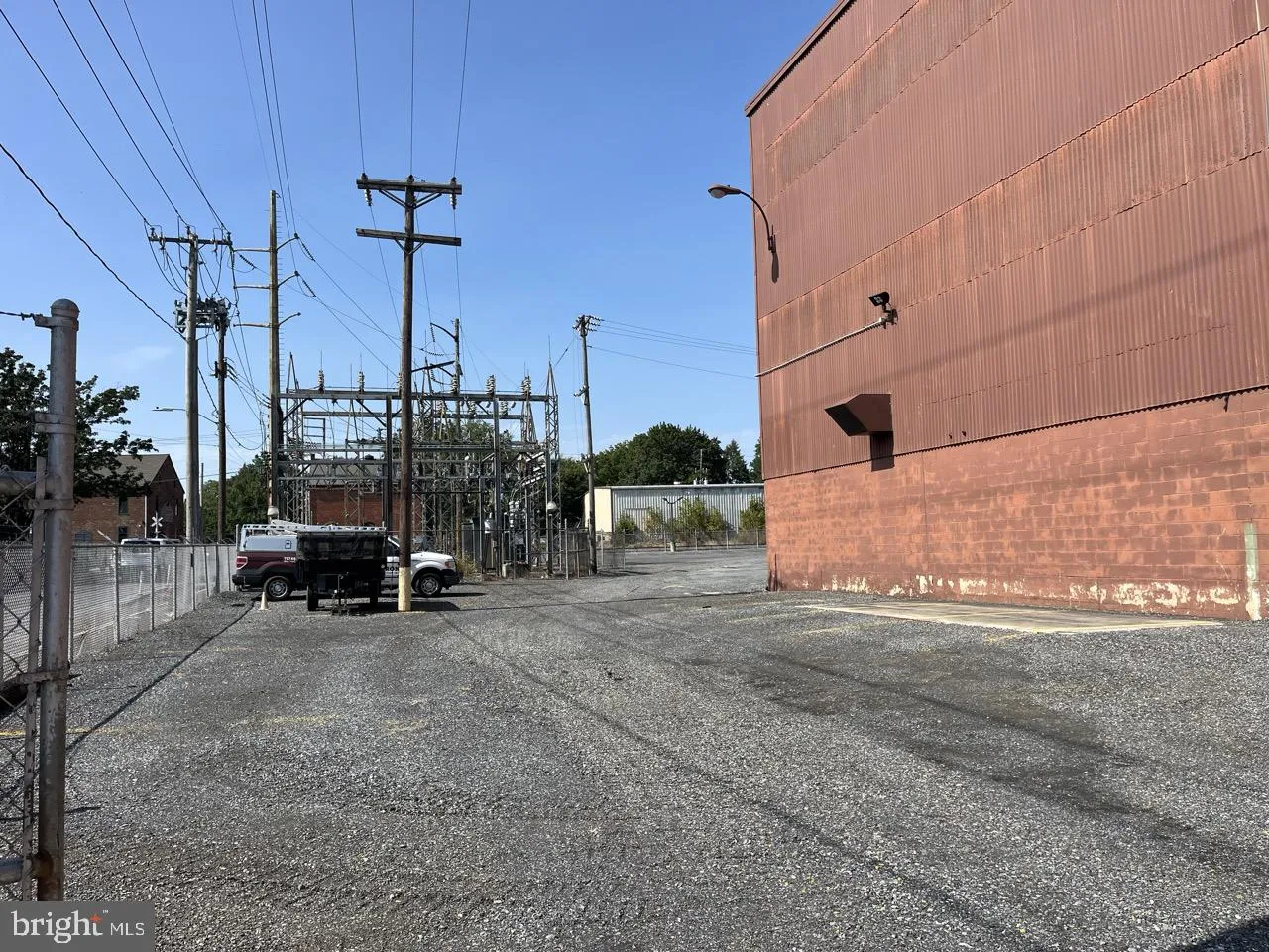 Manheim, Pennsylvania 17545, United States, ,Residential,Active,195003