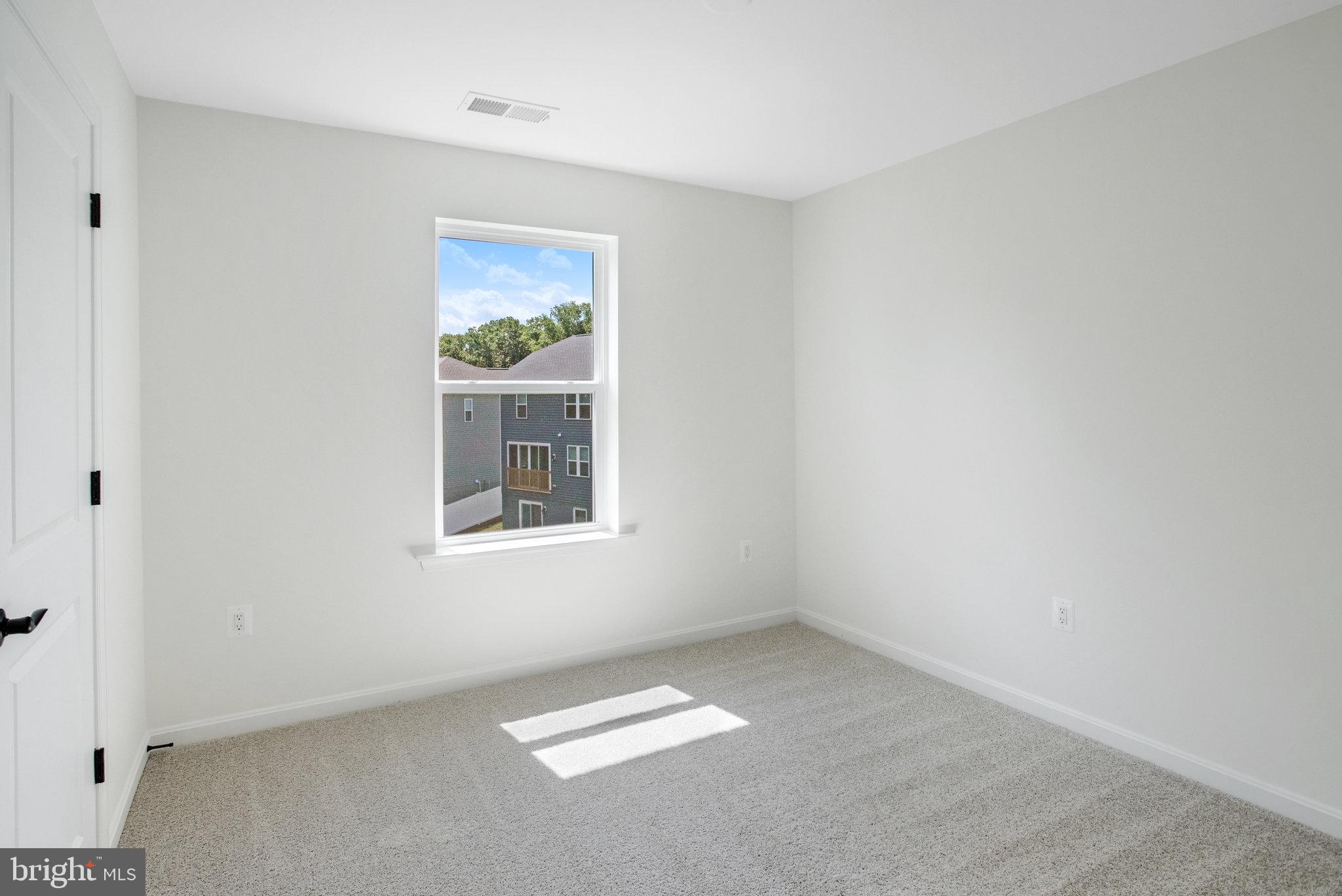 WILDERNESS SHORES - Residential