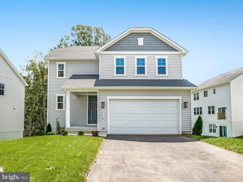 Homes For Sale - 35598 Pine Needle Lane<br/> Orange County, LOCUST GROVE, VA 22508