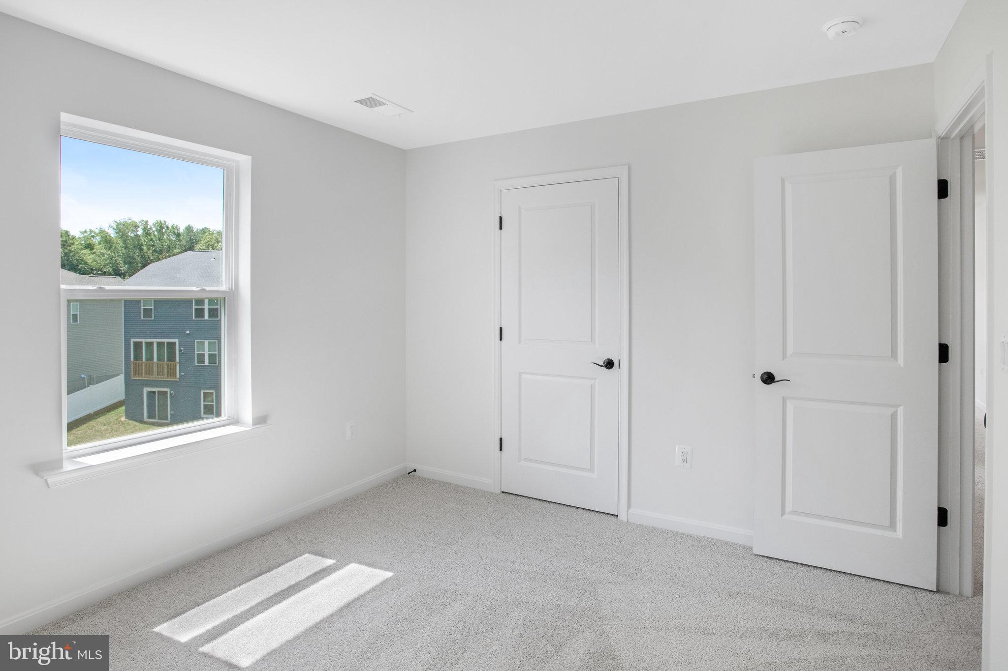 WILDERNESS SHORES - Residential