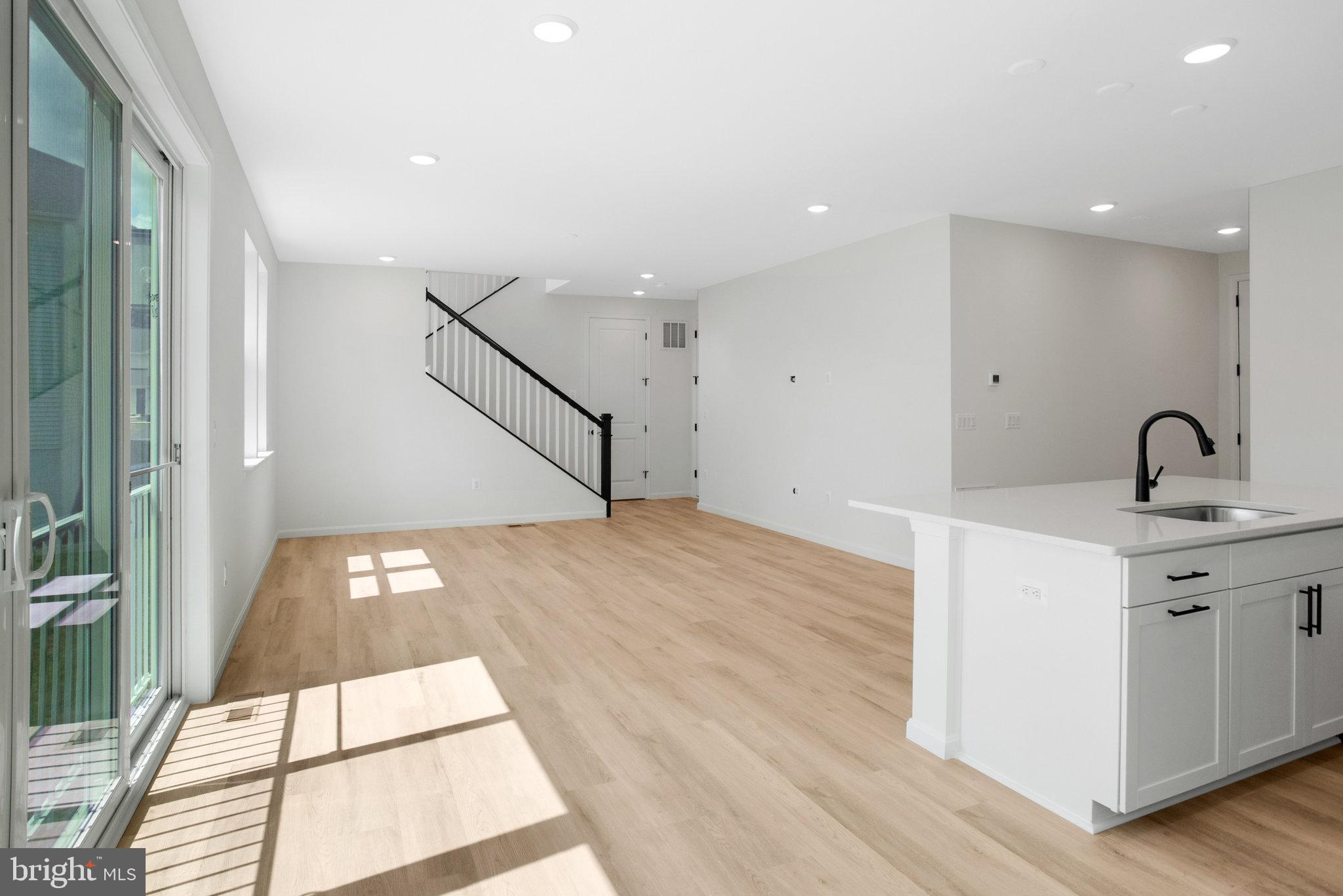 WILDERNESS SHORES - Residential