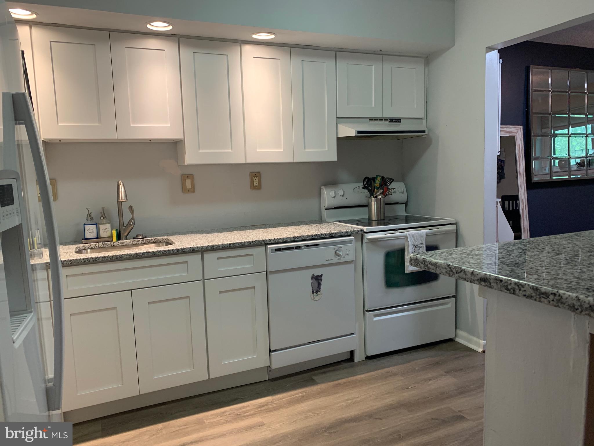 HAVERFORD HILL - Residential