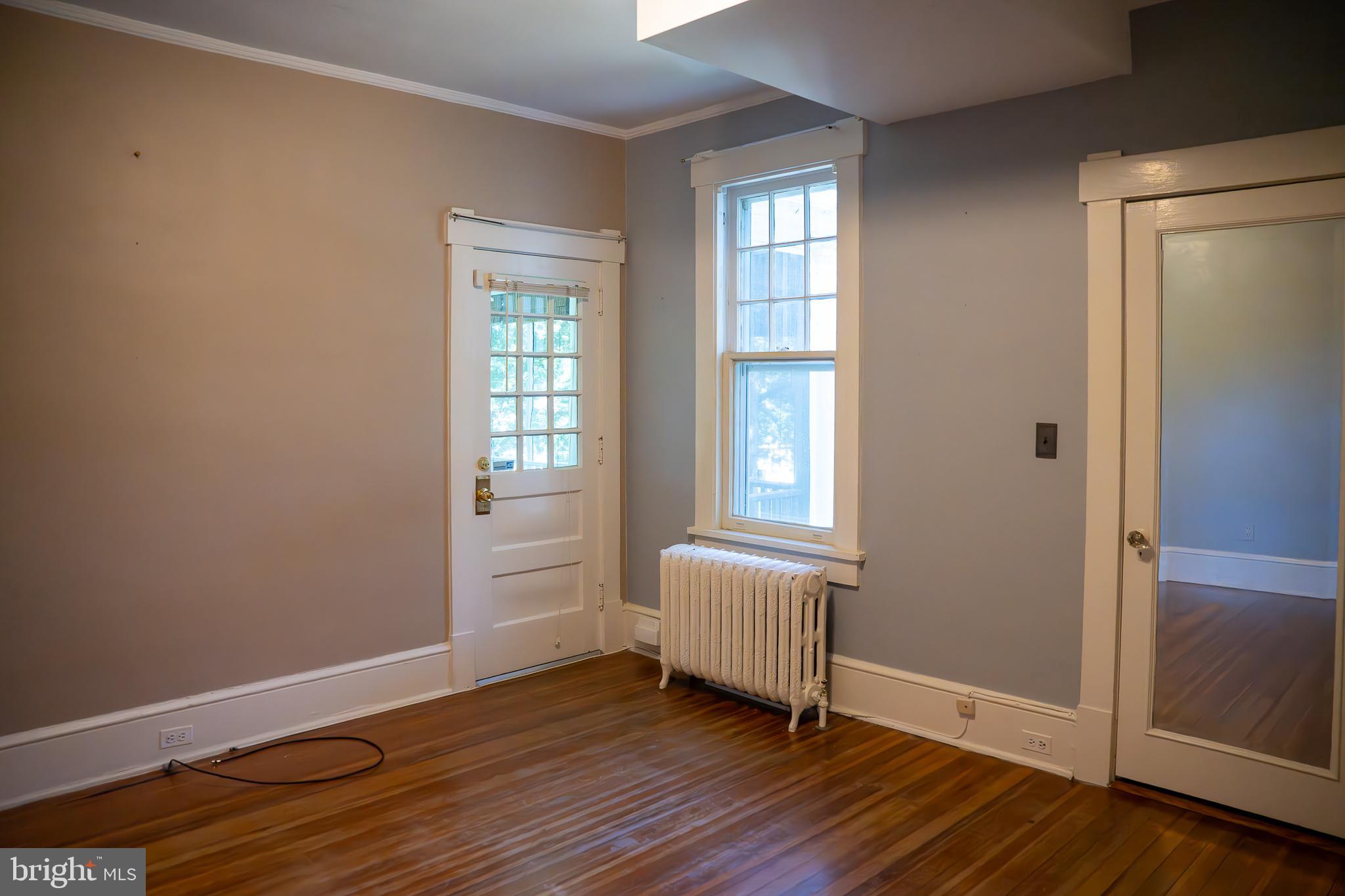 WELLINGTON VILLA - Residential Lease