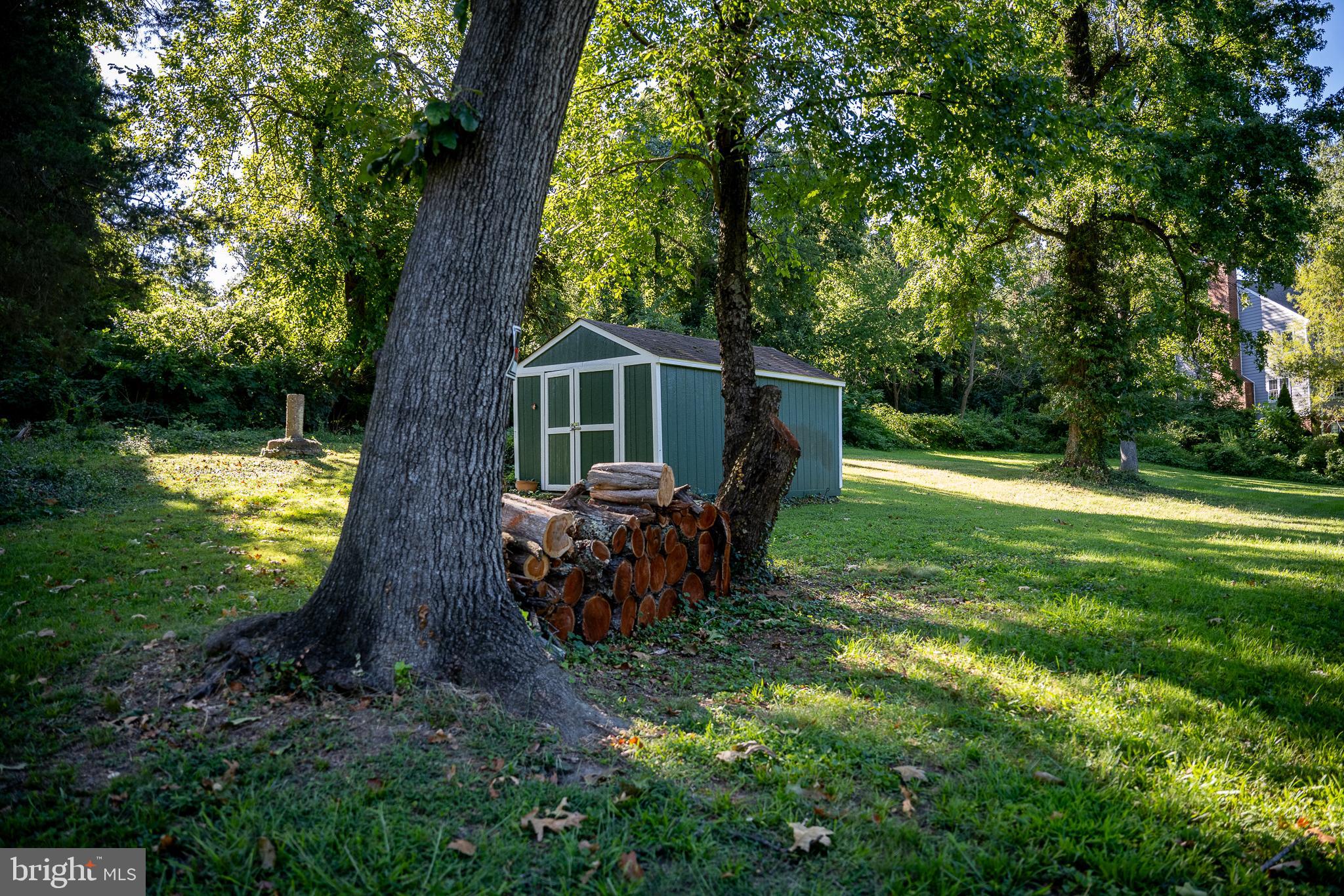 WELLINGTON VILLA - Residential Lease