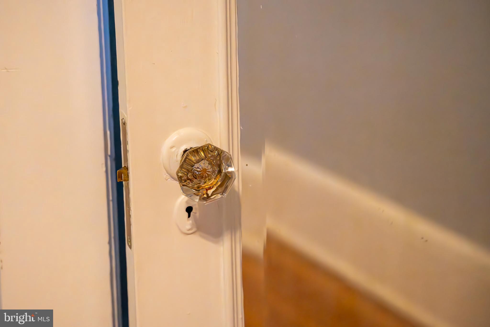 WELLINGTON VILLA - Residential Lease