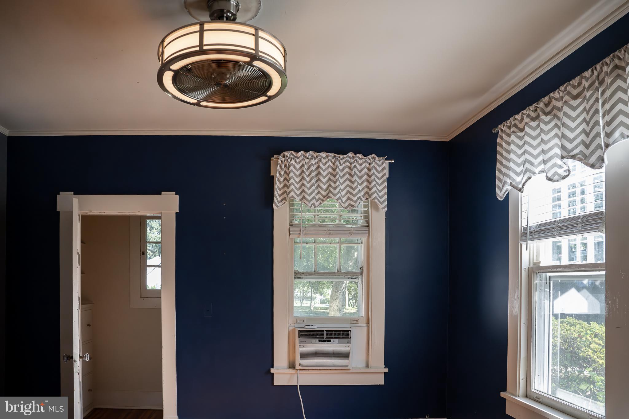 WELLINGTON VILLA - Residential Lease