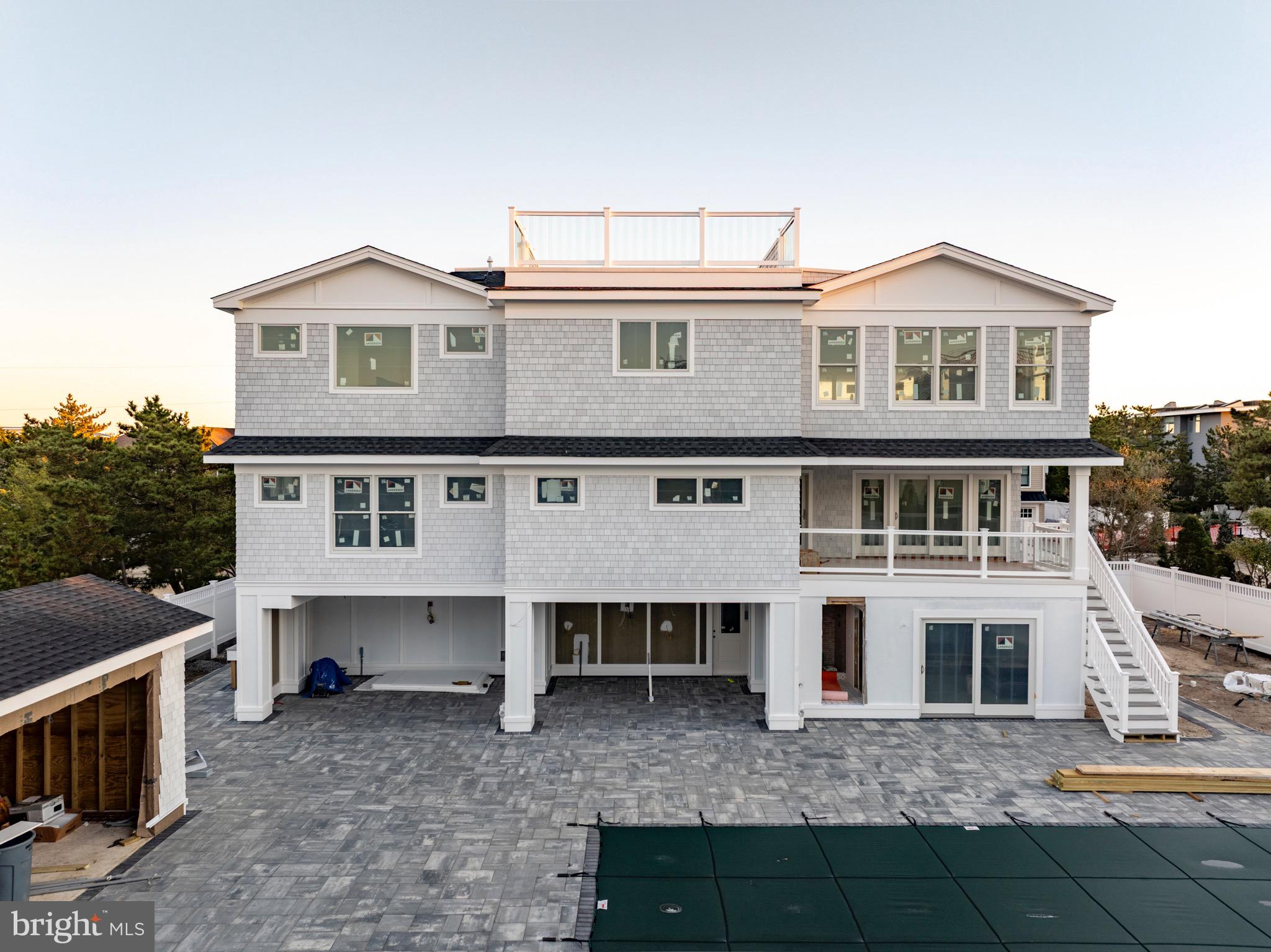 129-C LONG BEACH BOULEVARD