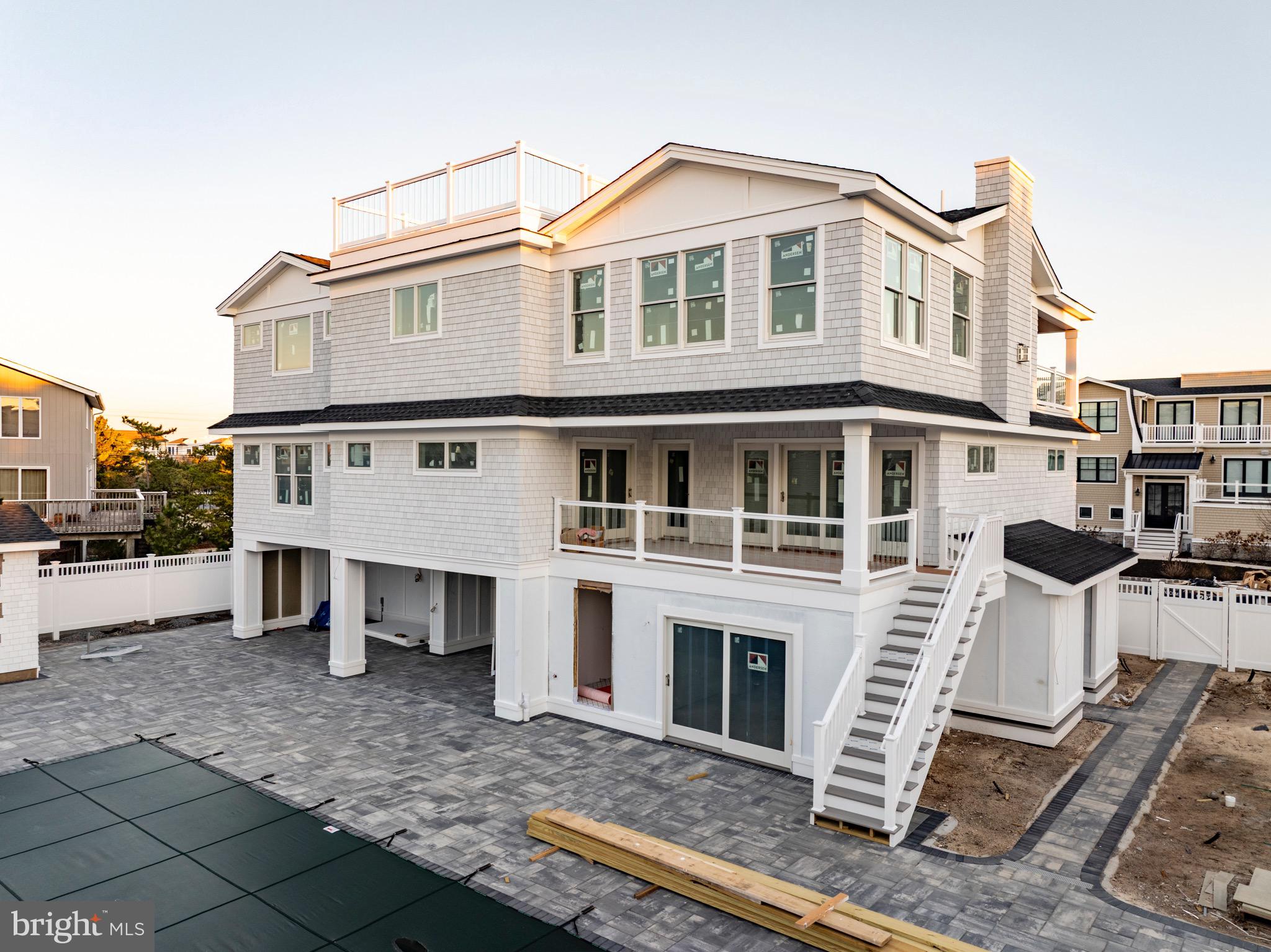 129-C LONG BEACH BOULEVARD