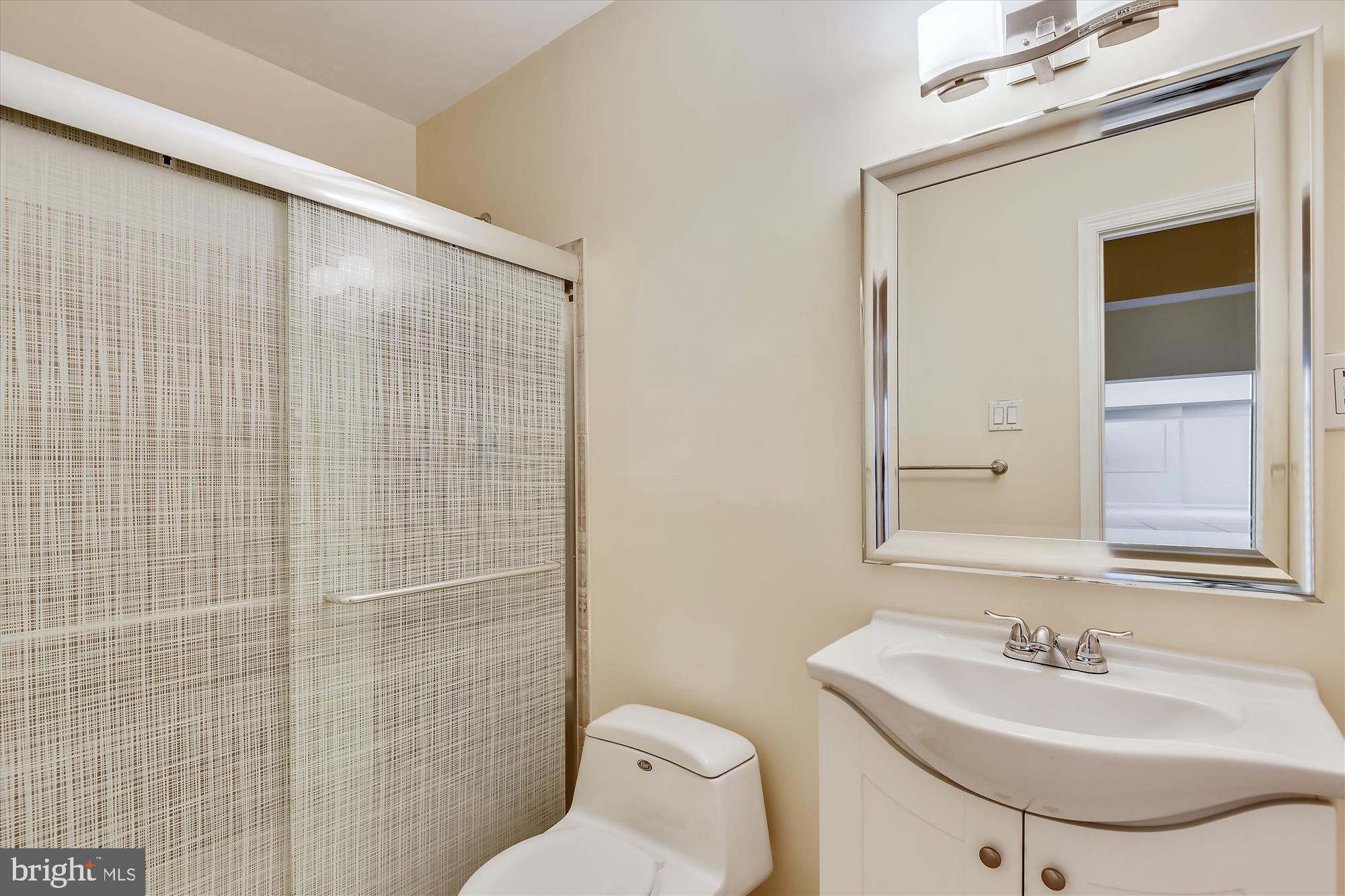 MIDDLETON TWO - Residential Lease