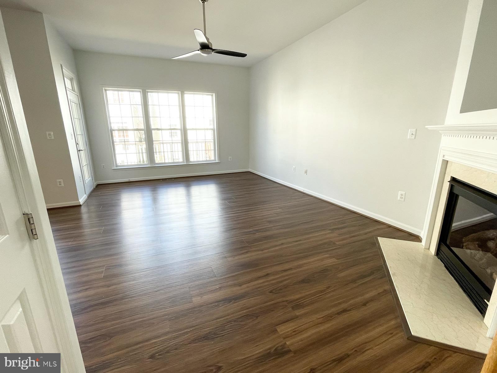 GREAT OAK - Residential Lease